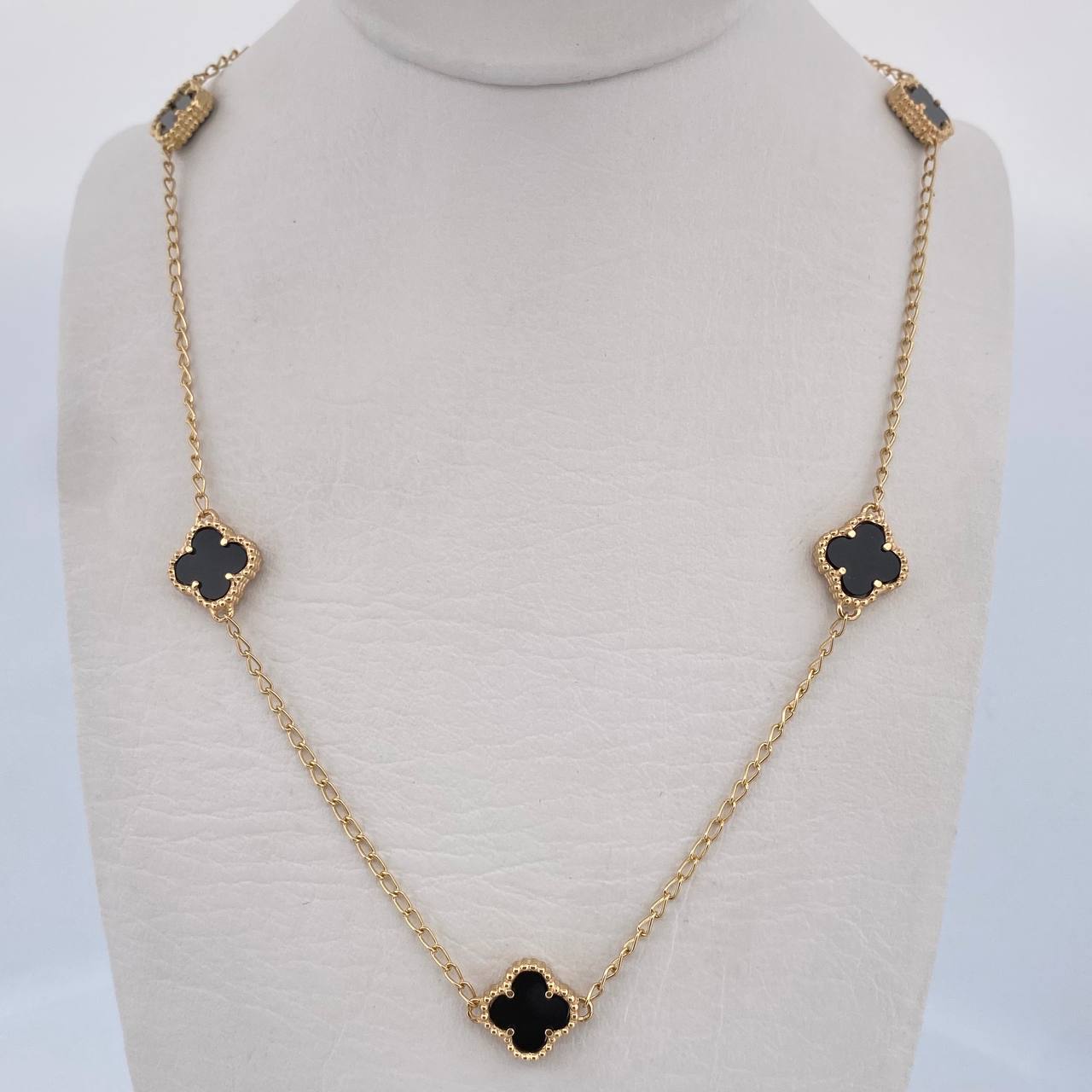 Cadena Espiga Trebol Gradual 7.95gr / 45.6cm-49.6cm / 1.5mm Onix Negro Oro Amarillo 18K $