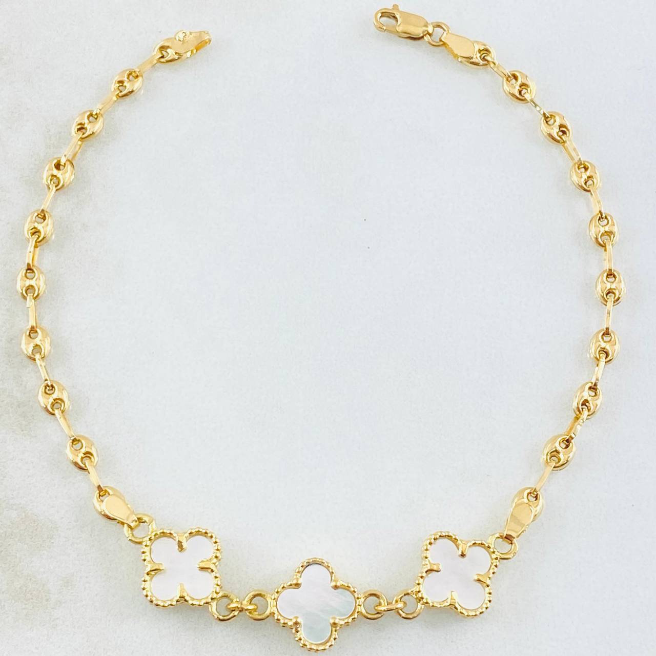 Bracelet GC White Clover 4.95gr / 7.3in / 18K Yellow Gold Nac.Esp. ©