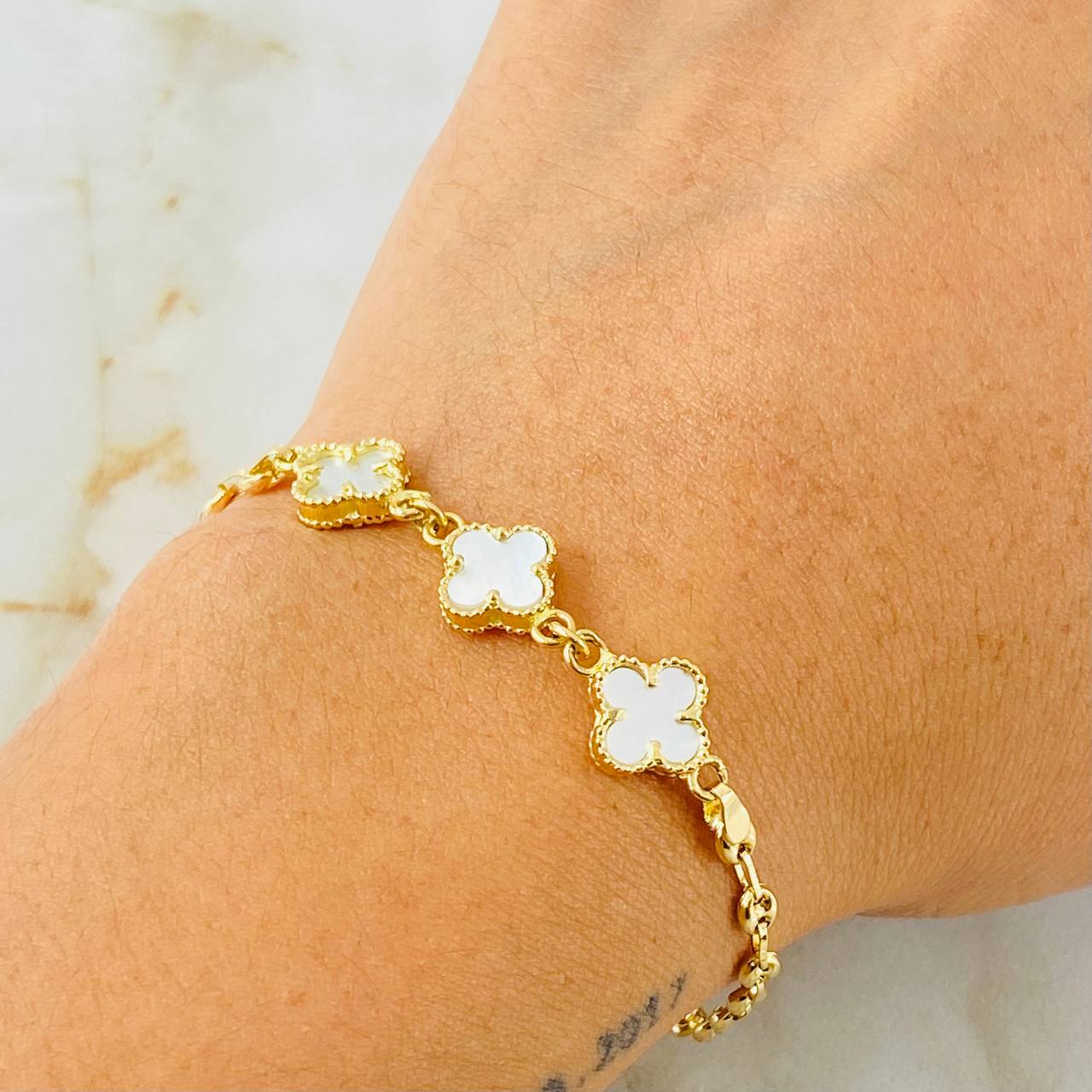 Bracelet GC White Clover 4.95gr / 7.3in / 18K Yellow Gold Nac.Esp. ©
