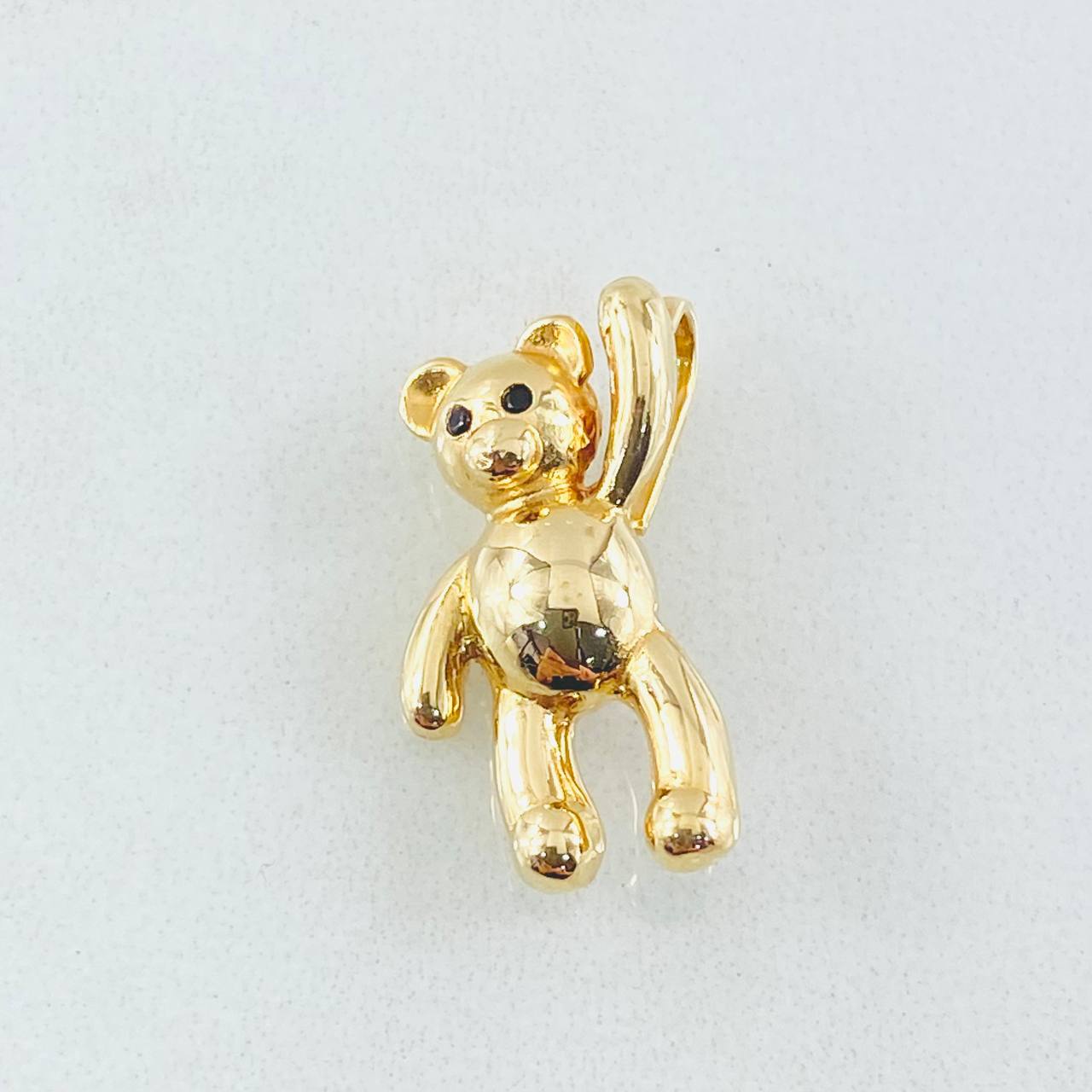 Dije Oso Manito Arriba 2.65gr / 2cm / Oro Amarillo 18K *