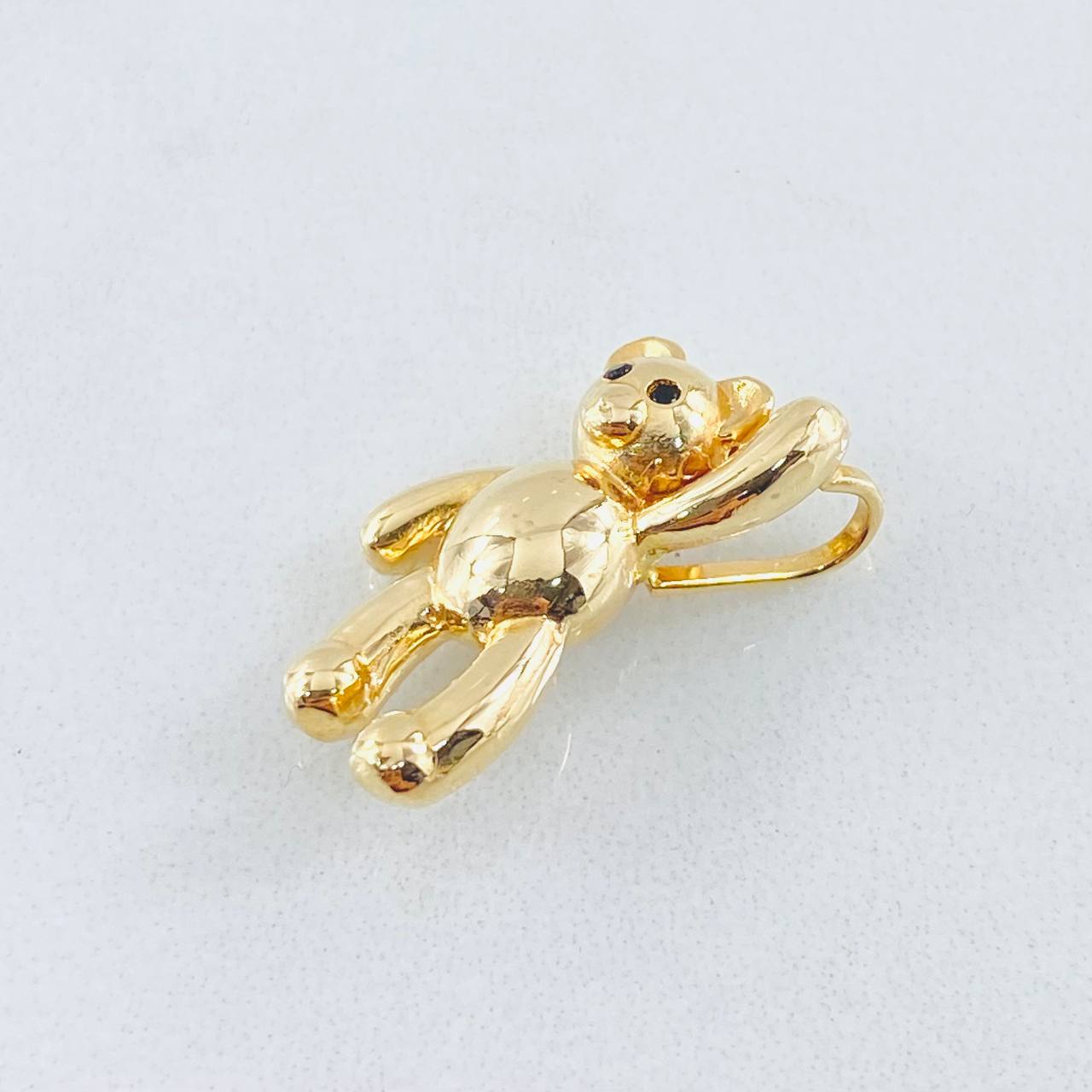 Dije Oso Manito Arriba 2.65gr / 2cm / Oro Amarillo 18K *