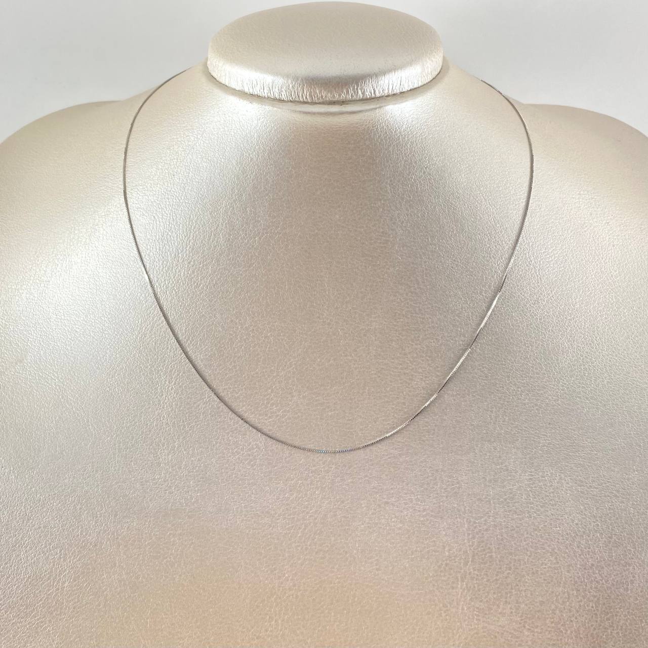 Cadena Veneciana 0.85gr / 40cm / Oro Blanco +3 18K *