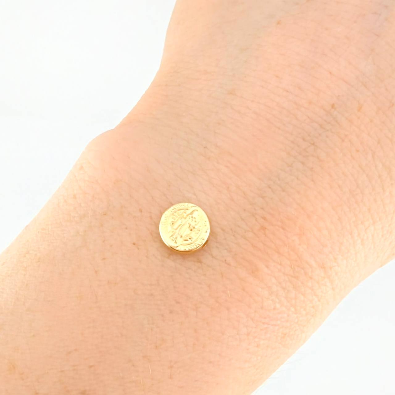 Herraje San Benito 0.3g / 1/4 in Oro Amarillo 18K