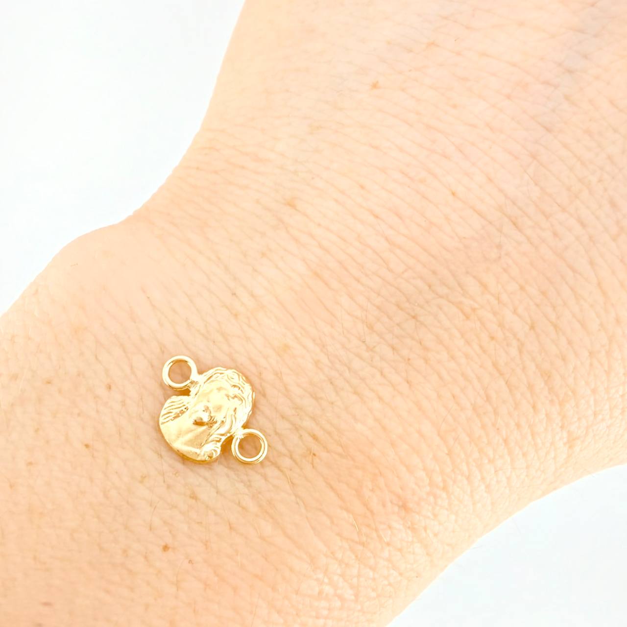 Herraje Rostro de Cristo 0.35g / 1/2 in Oro Amarillo 18K