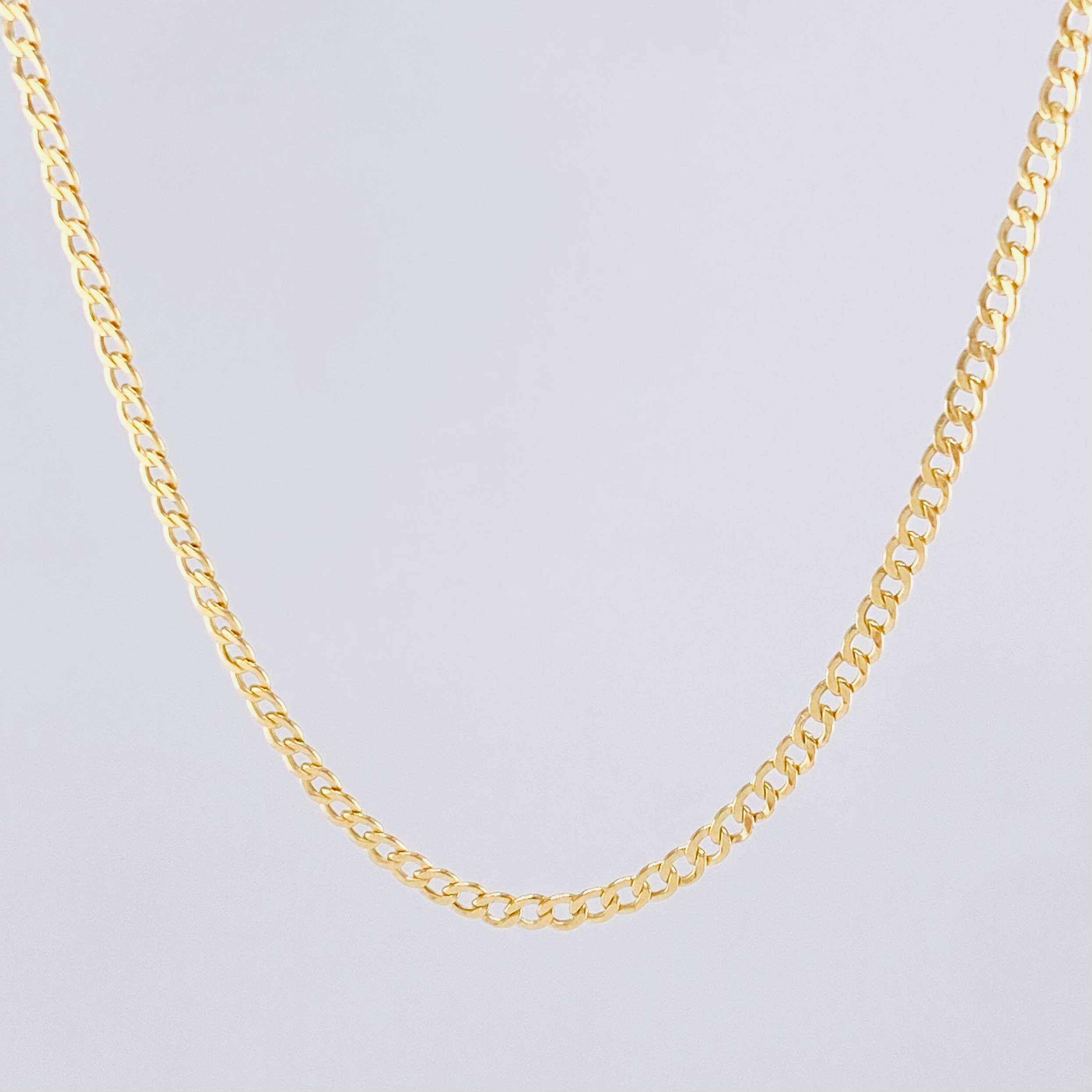 Cadena Cubana 2.05g / 49.7 cm / 2.4mm Oro Amarillo 18K