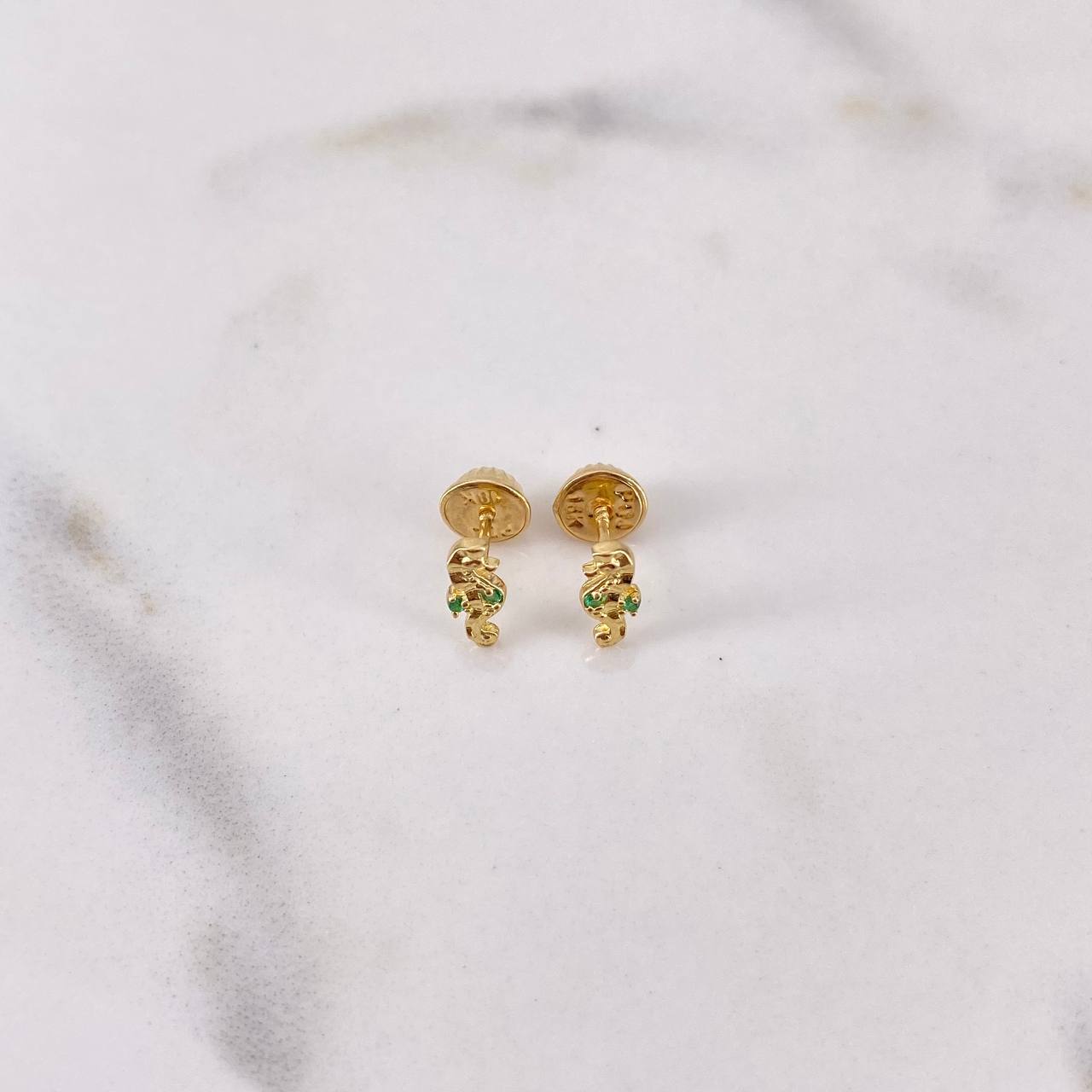 Topos Caballito De Mar 0.75gr / Circones Verdes Oro Amarillo 18K $