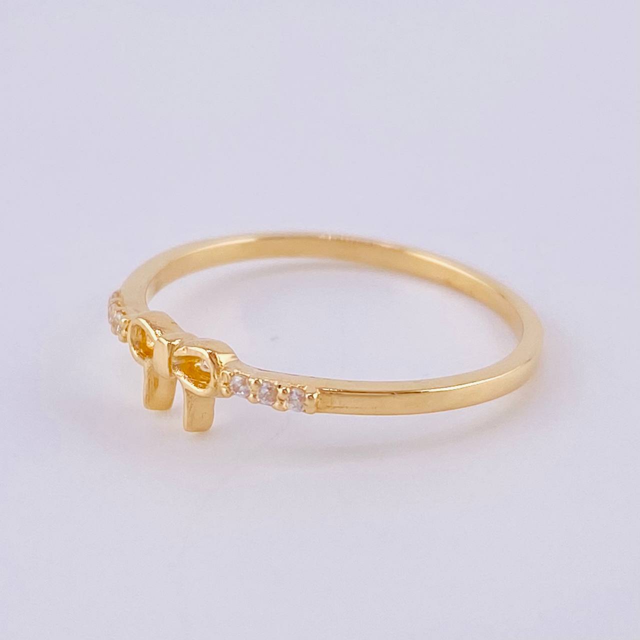 Anillo Moño 1.15 g / T7 1/2 Oro Amarillo 18K