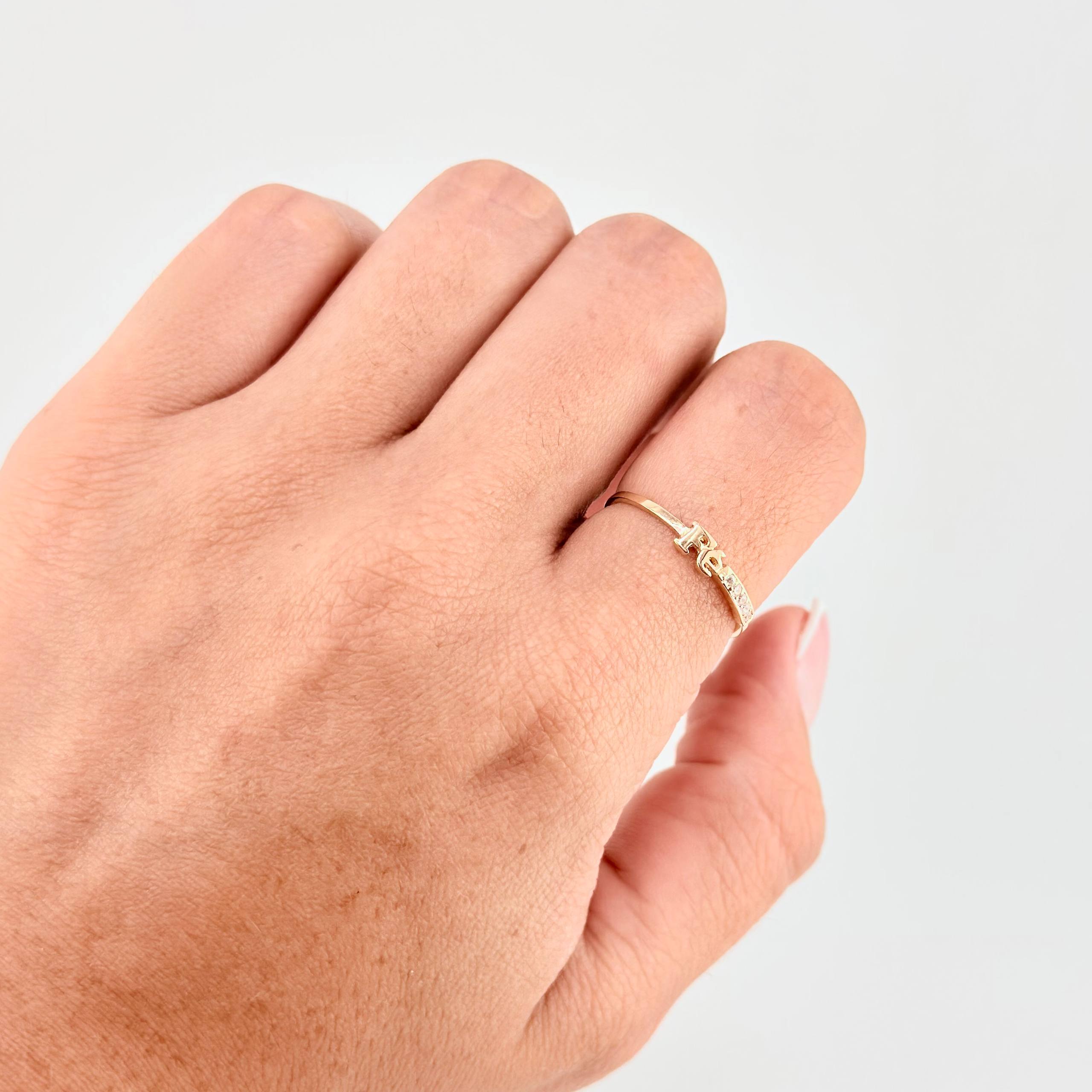 Anillo Fe 1.5 g / T6 Oro Amarillo 18K