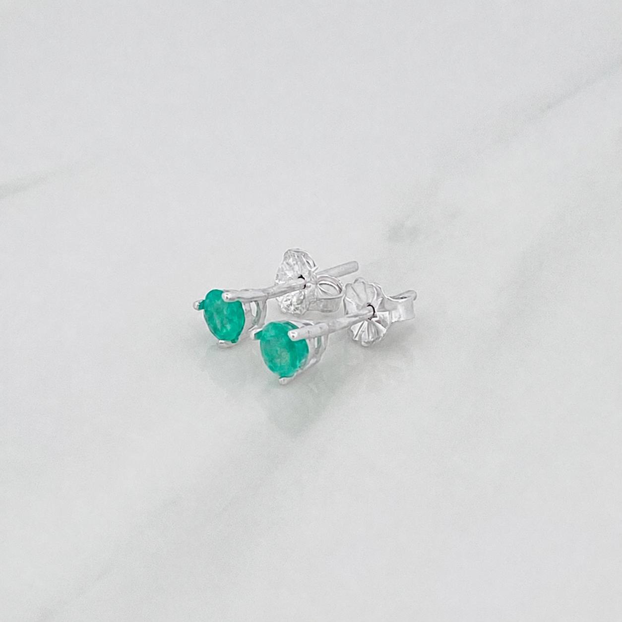 Topos Circulo Esmeralda 60 Pts 0.8 g / in / 4.6 mm Plata 925