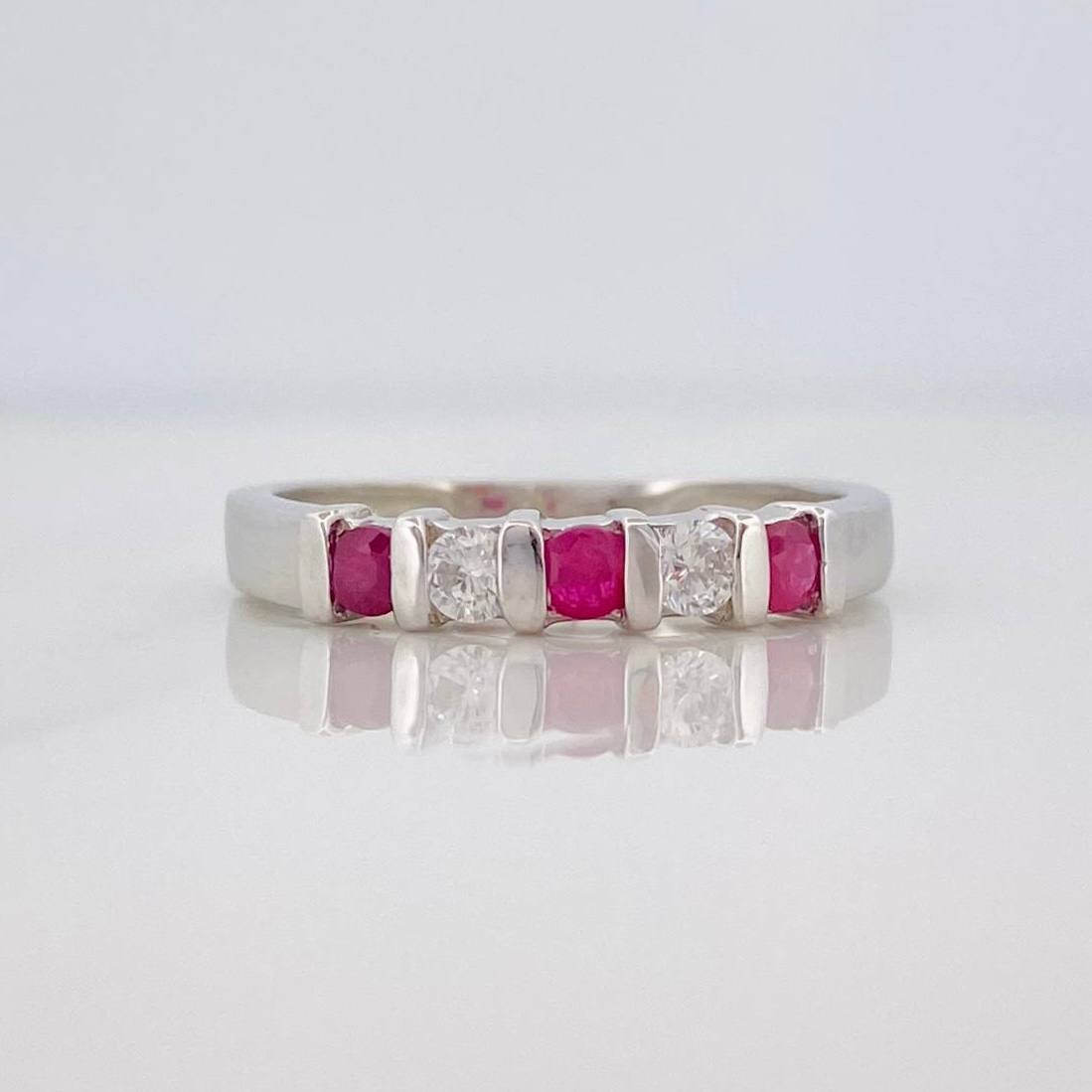 Anillo Acordion Rubi 32 Pts 1.8 g / T7 1/4 Plata 925