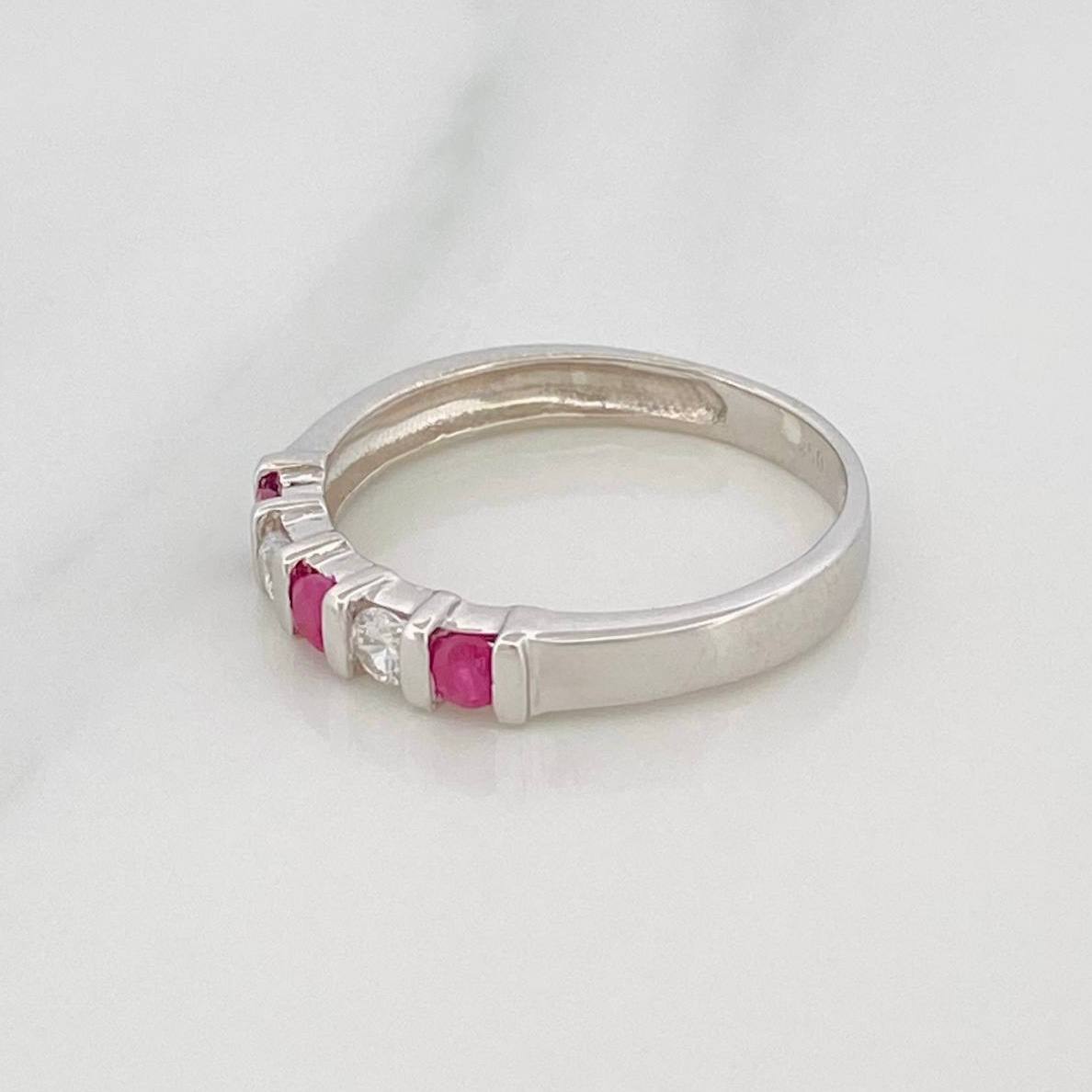 Anillo Acordion Rubi 32 Pts 1.8 g / T7 1/4 Plata 925