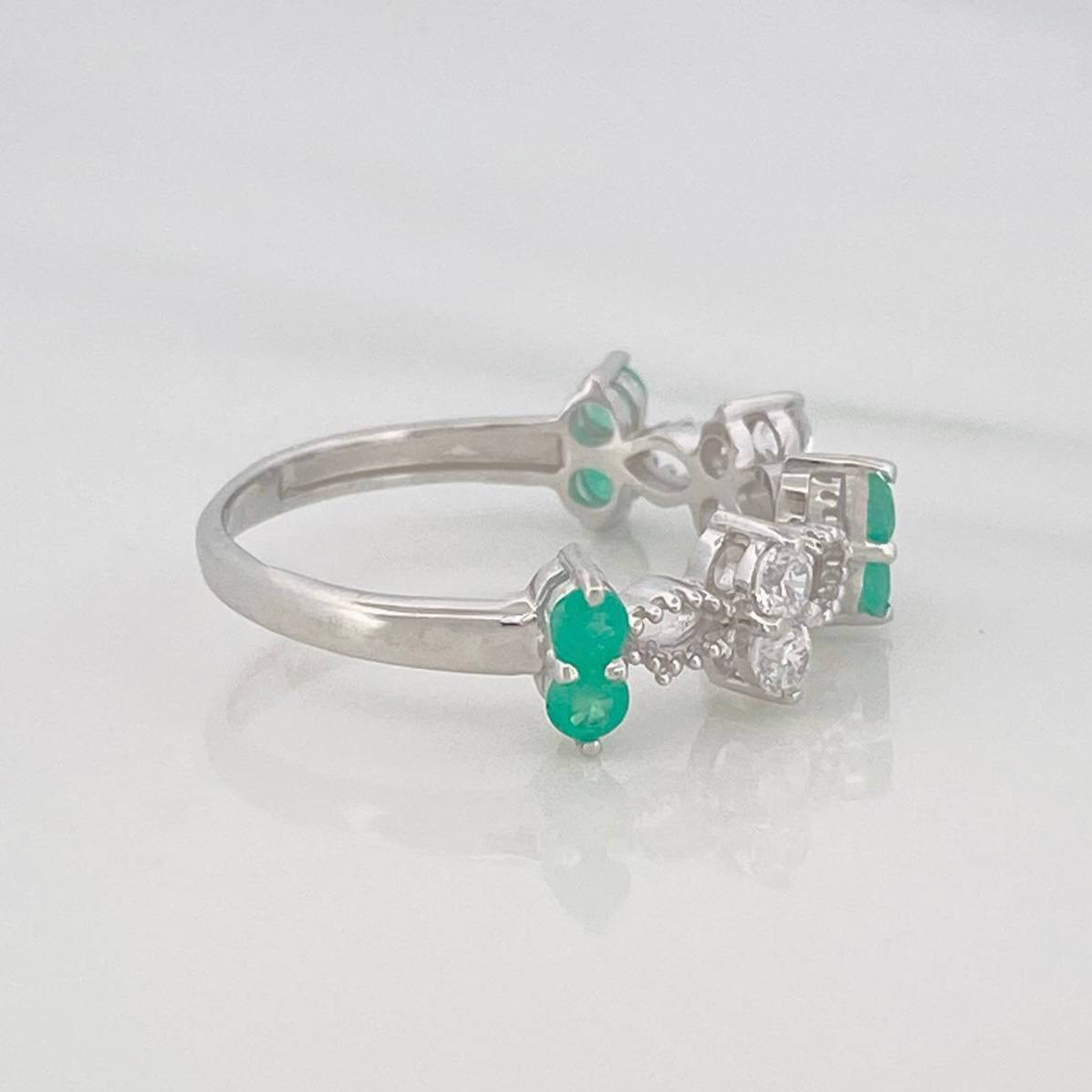 Anillo Infinito Zigzag Esmeralda 39 Pts 1.95 g / T7 1/4 Plata 925