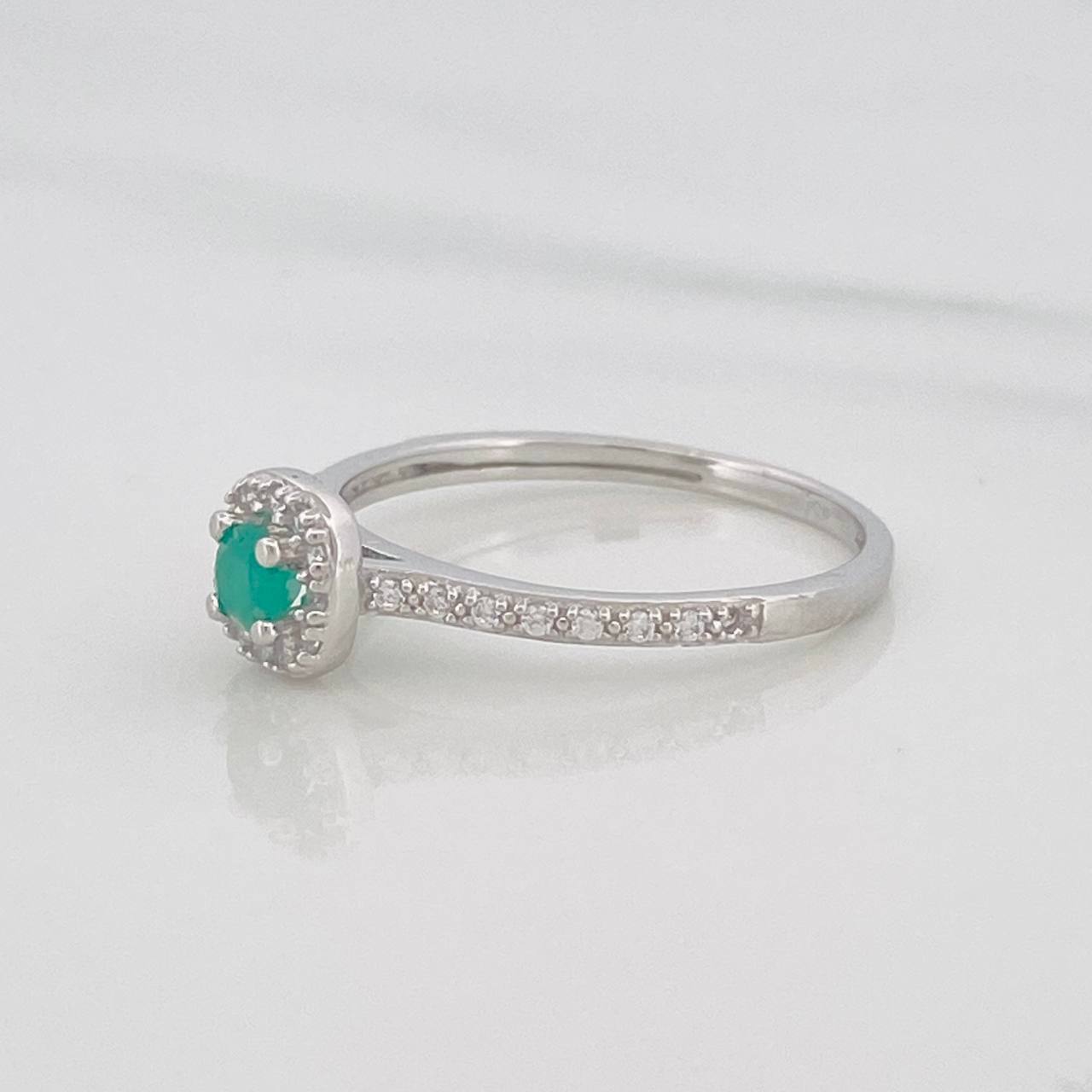Anillo Solitario Halo Churumbela Esmeralda 15 Pts 1.4 g / T6 3/4 Plata 925