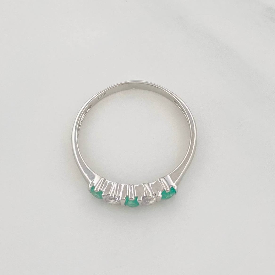 Accordion Ring Emerald 24 Pts 1.5 g / T8 1/2 Silver 925