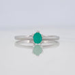 Anillo Ovalo Esmeralda 28 Pts 1.25 g / T7 1/4 Plata 925