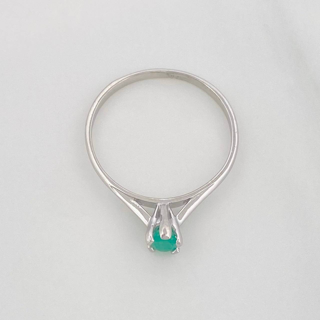 Anillo Solitario Ovalo Esmeralda Pts 1.2 g / T7 Plata 925