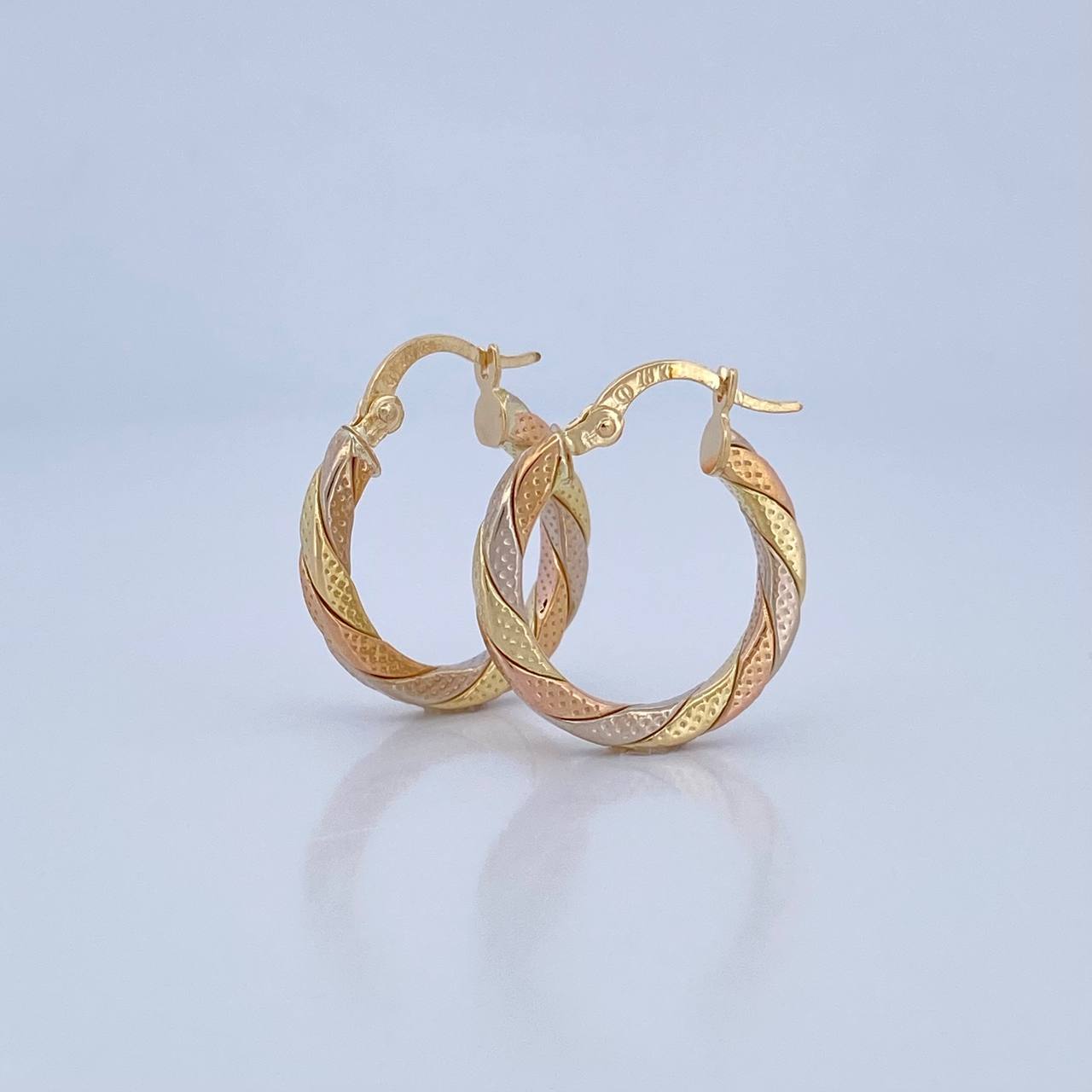 Hoop Earrings Ruka 2.4gr / 2.2cm (0.9in) / 18K Gold &