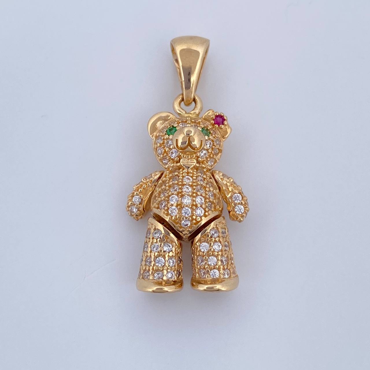 Pendant 4.7gr / 1.2in / 18K Gold &