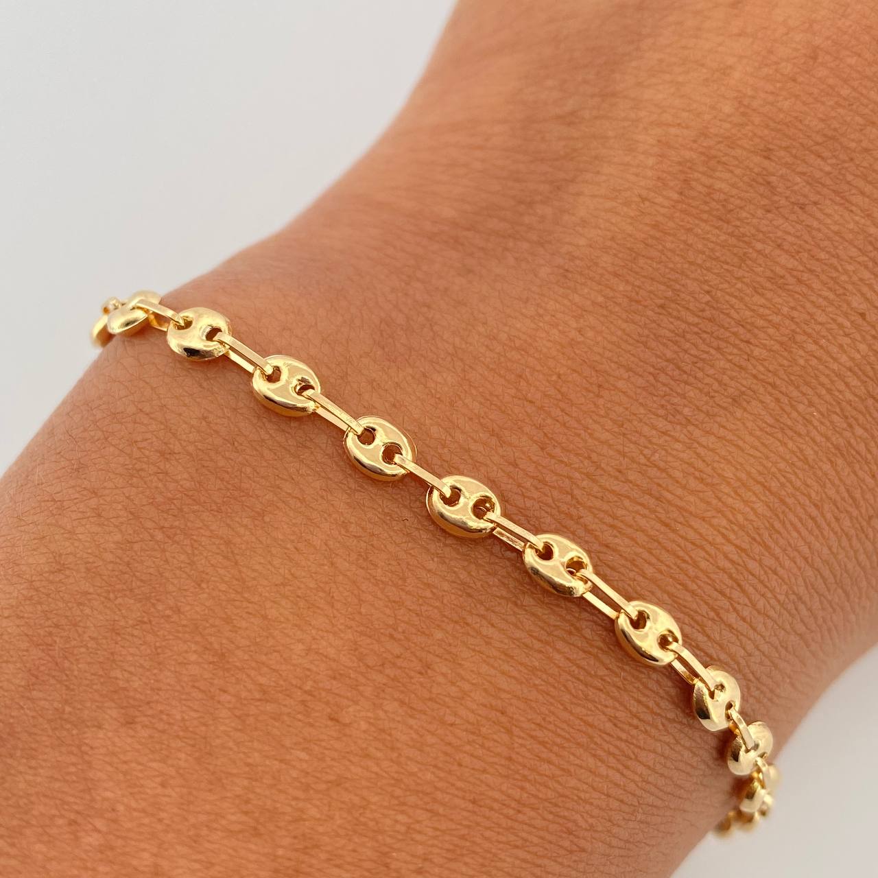 Bracelet GC 2.6gr / 8.3in / 18K Gold &