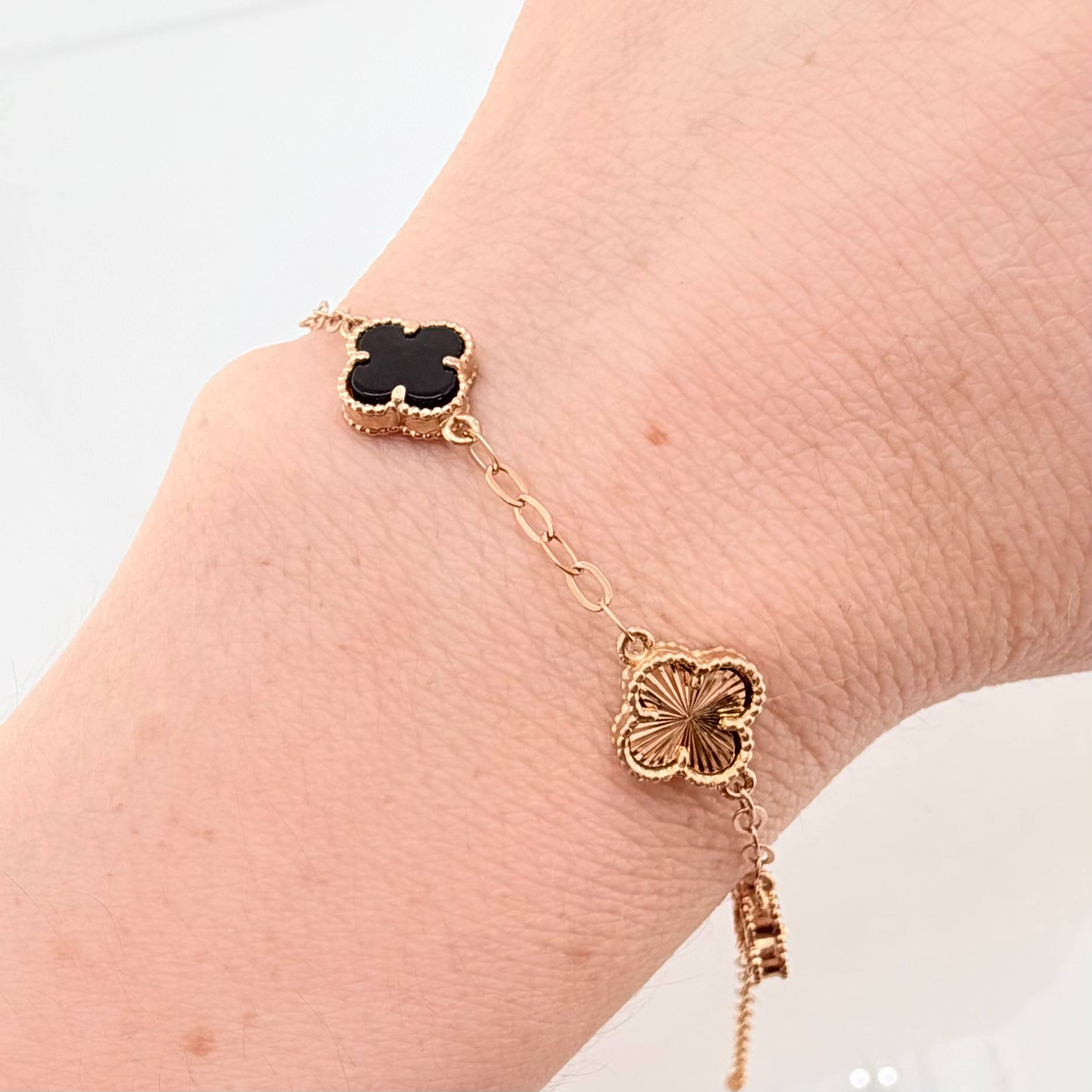 Pulso Aro Seguido Trebol Doble Faz 4.15gr / 7 3/4 in / 9.7mm Oro Amarillo Nac.Esp. 18K