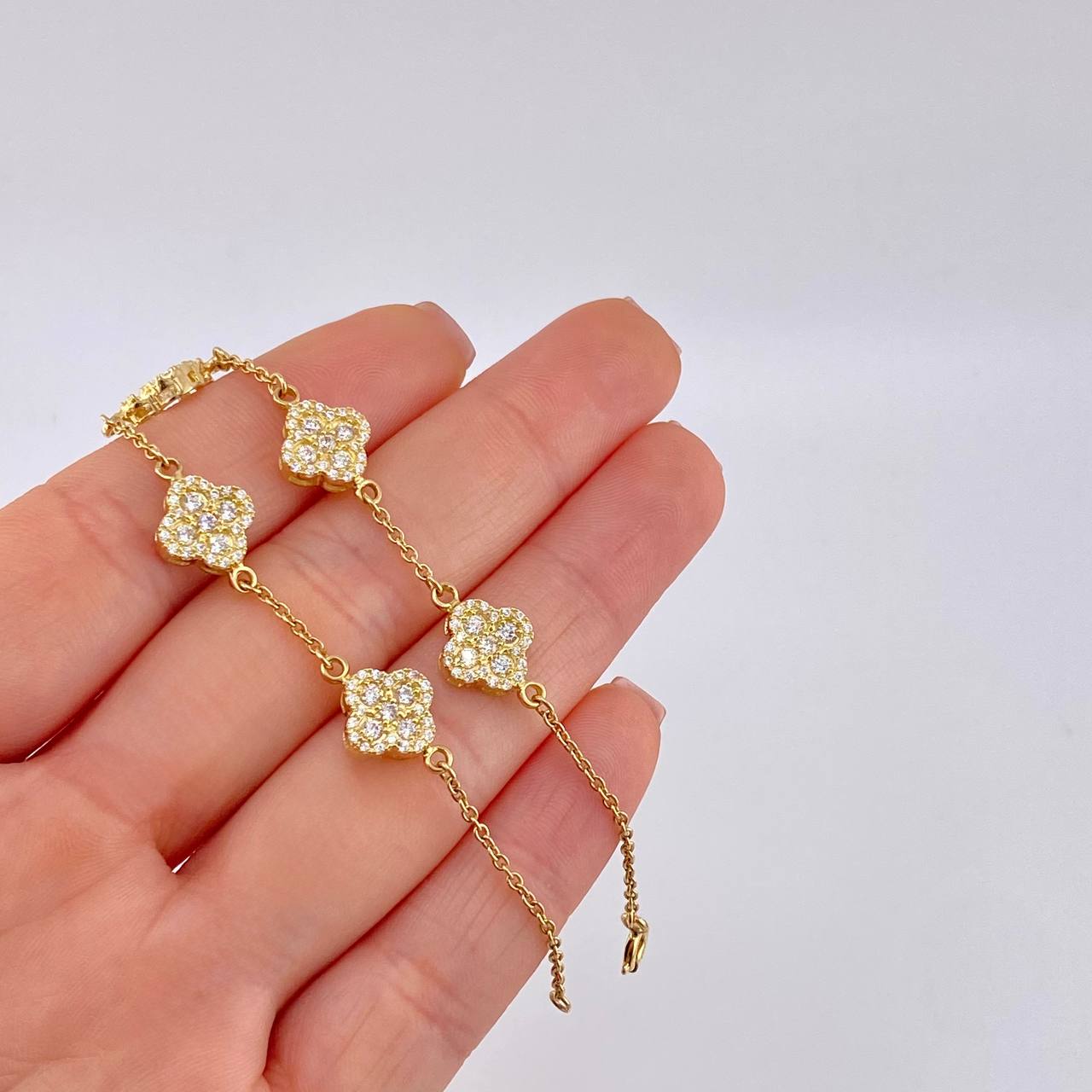 Pulso Aro Seguido Flor Trebol 6.8 g / 7 in / 9.7 mm Oro Amarillo 18K