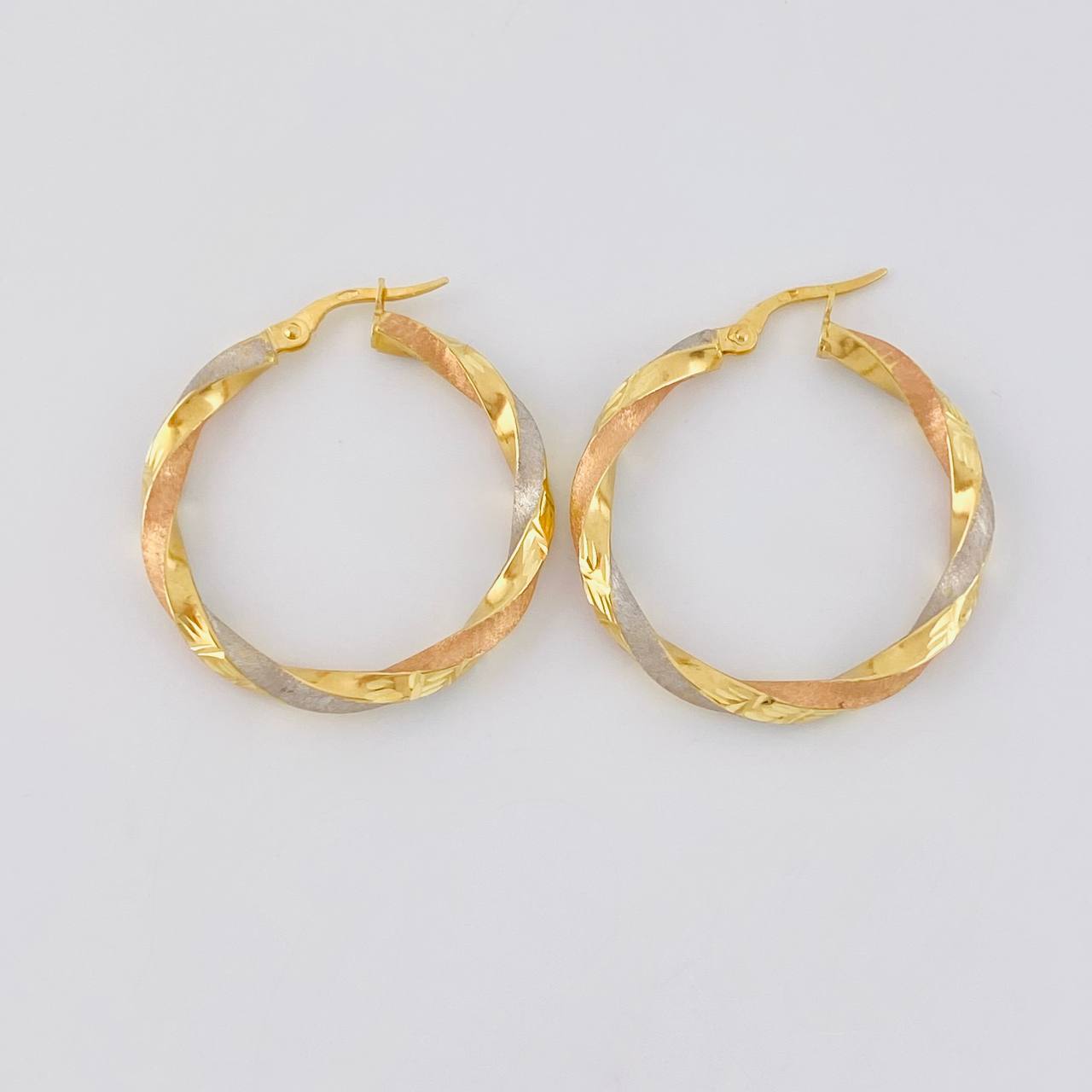 Candongas Aded 2.9 g / 1 1/4 in Tres Oros 18K