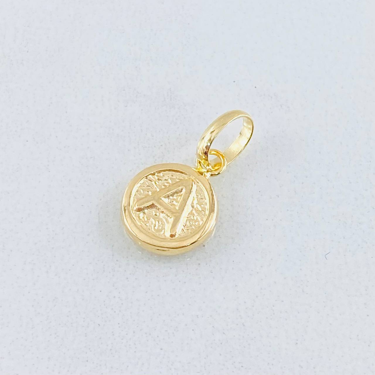 Pendant Letter A 0.35gr / 0.6in / 18K Gold