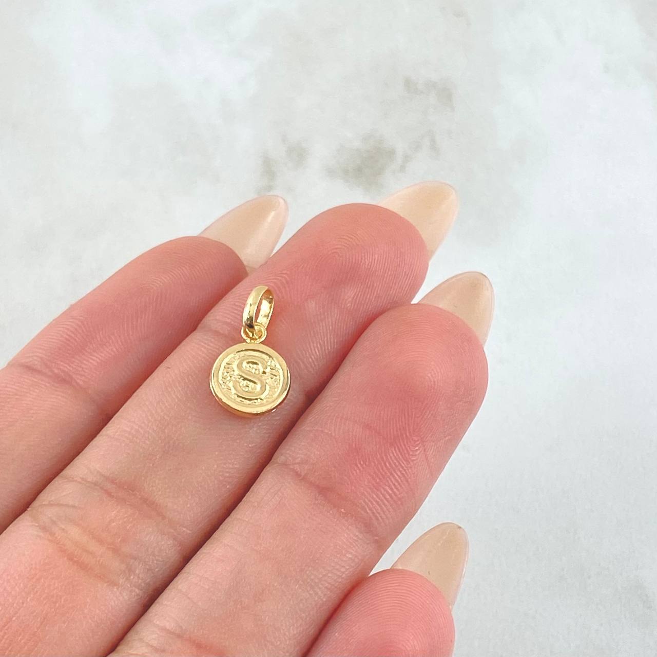 Pendant Letter S 0.35gr / 0.6in / 18K Gold