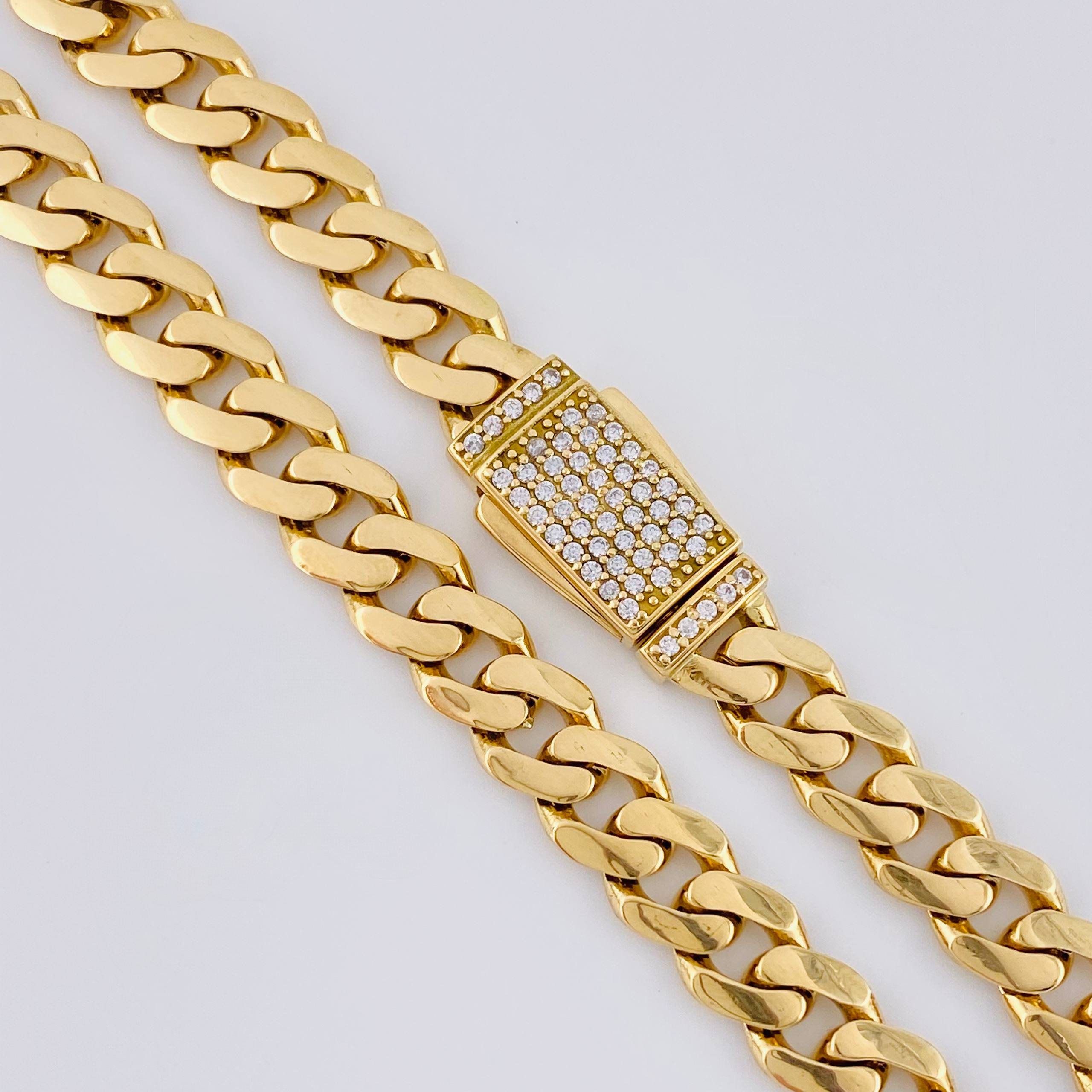 Cuban Links 34.55gr / 23 1/2 in / 8mm 18K Yellow Gold +1 ©