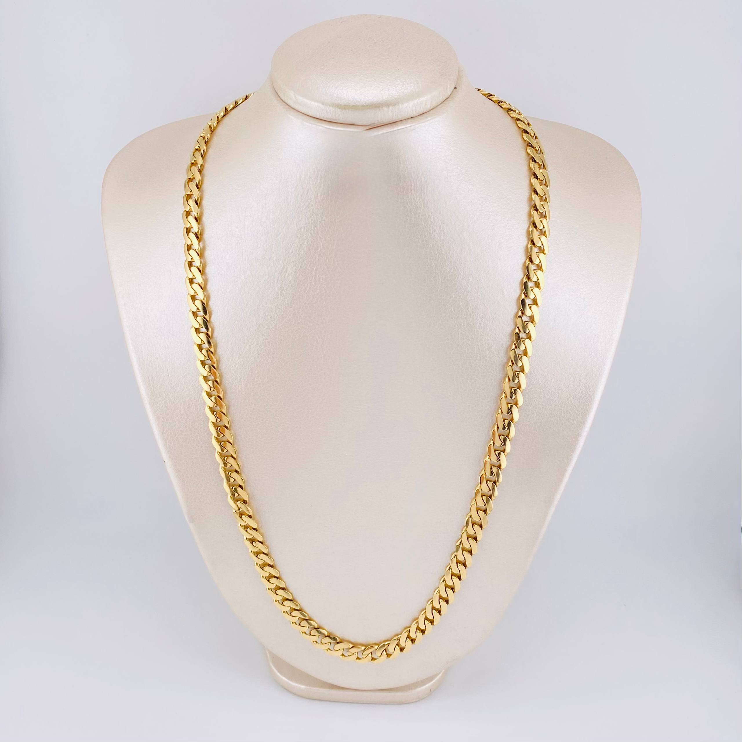 Cuban Links 34.55gr / 23 1/2 in / 8mm 18K Yellow Gold +1 ©