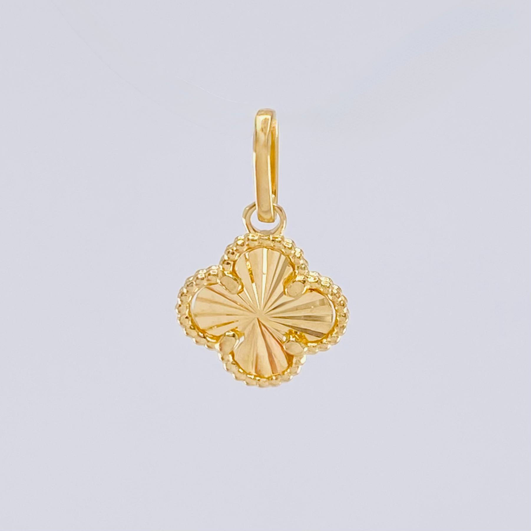 Dije Trebol Dorado 0.75gr / 3/4 in / Oro Amarillo Nac.Esp. 18K *