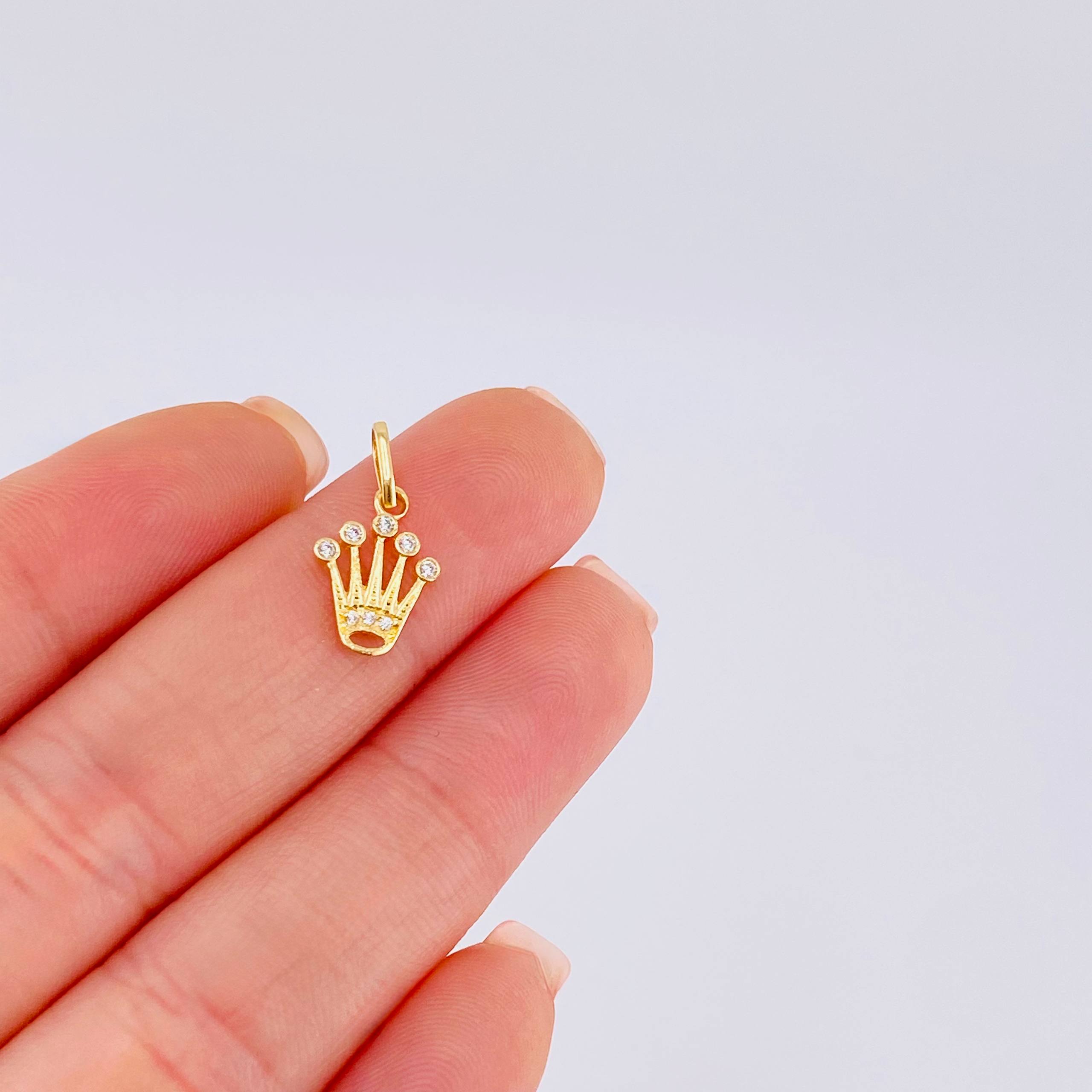 Dije Corona 0.7gr / 3/4 in / Oro Amarillo 18K ©