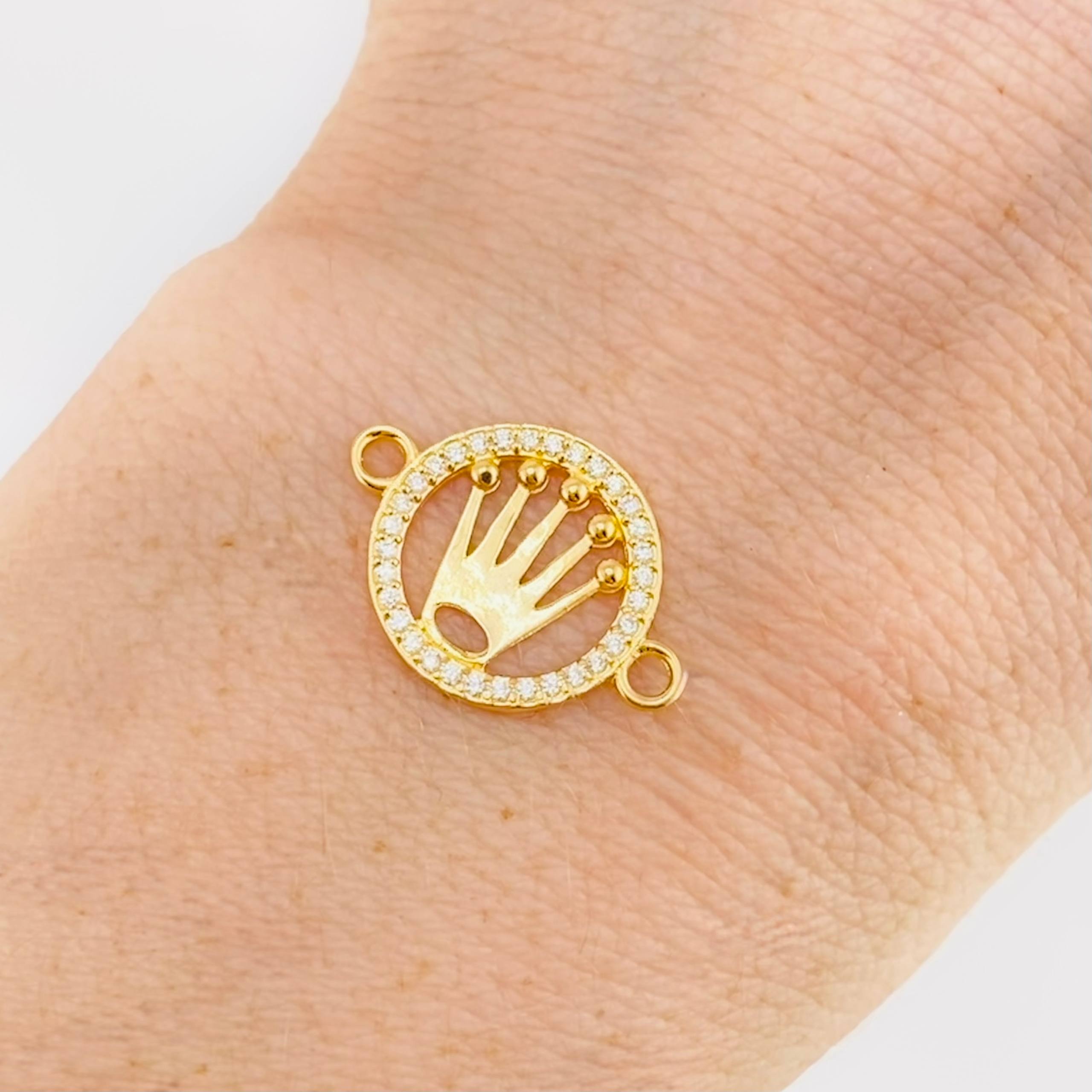 Circular Crown Charm 1.1gr / 3/4 in / Yellow Gold 18K ©