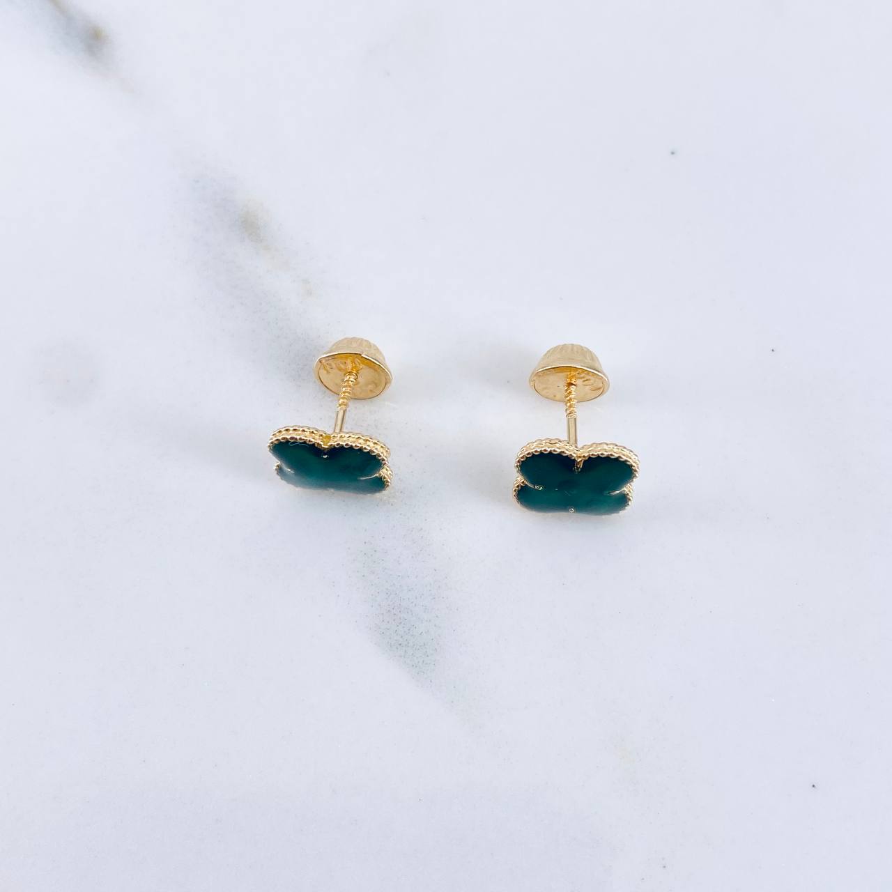Stud Earrings Clover 1.3gr / 8mm Green Resin 18K Yellow Gold &