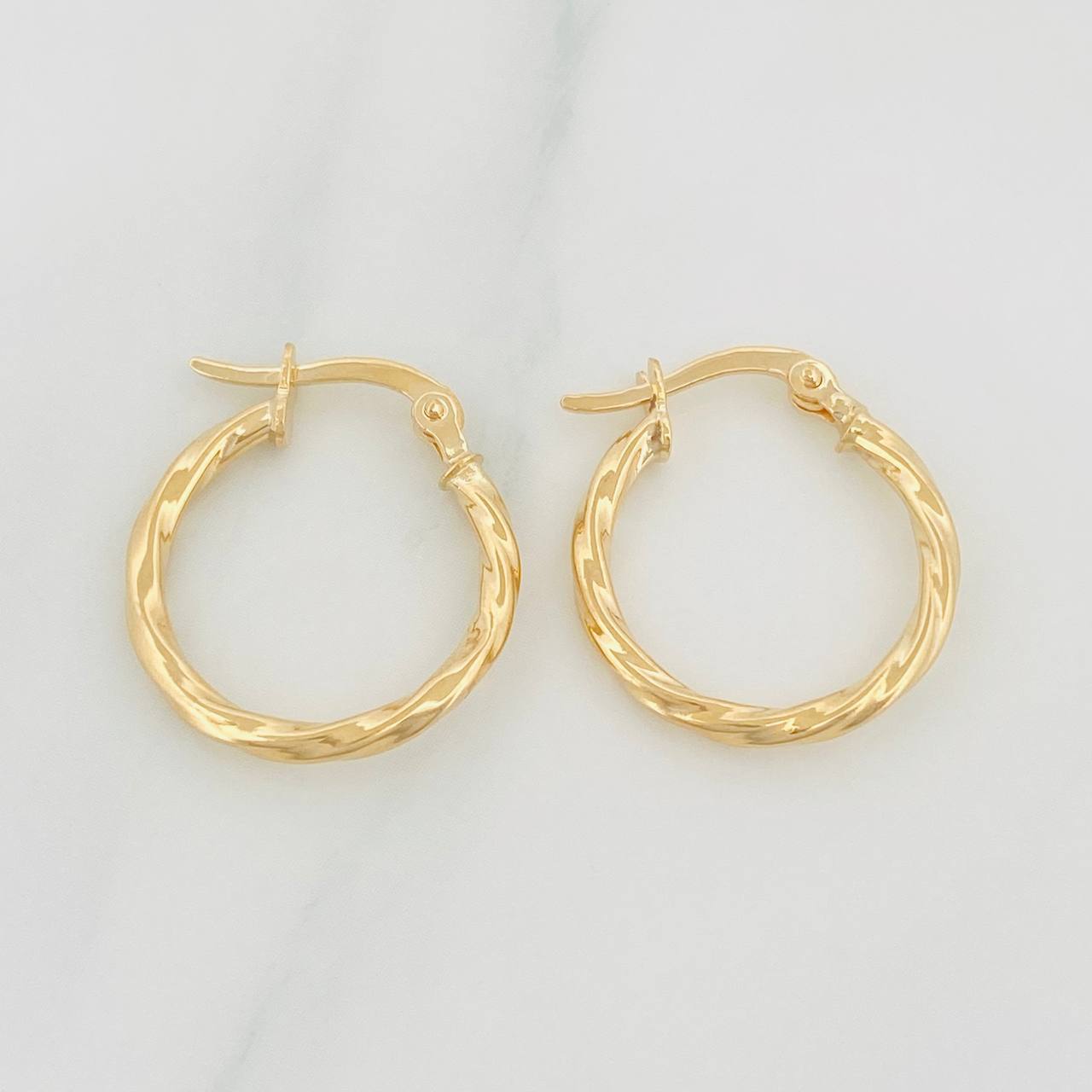 Candongas Kari 1.35 g / 3/4 in Oro Amarillo 18K