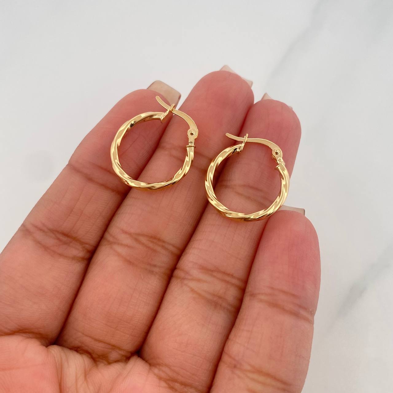 Candongas Kari 1.35 g / 3/4 in Oro Amarillo 18K
