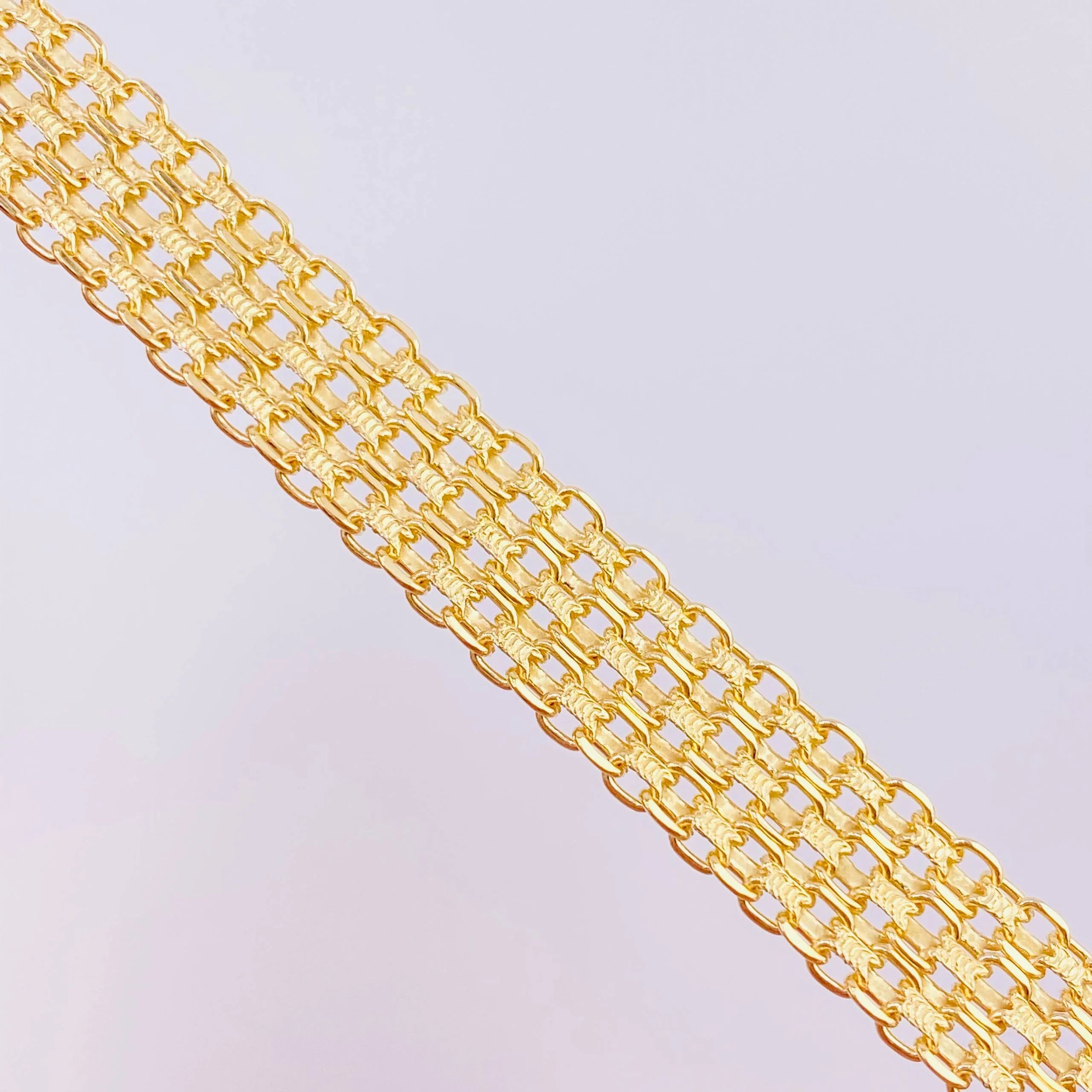 Bismark Bracelet 13.4g / 7 3/4 in / 8.8mm 18K Yellow Gold