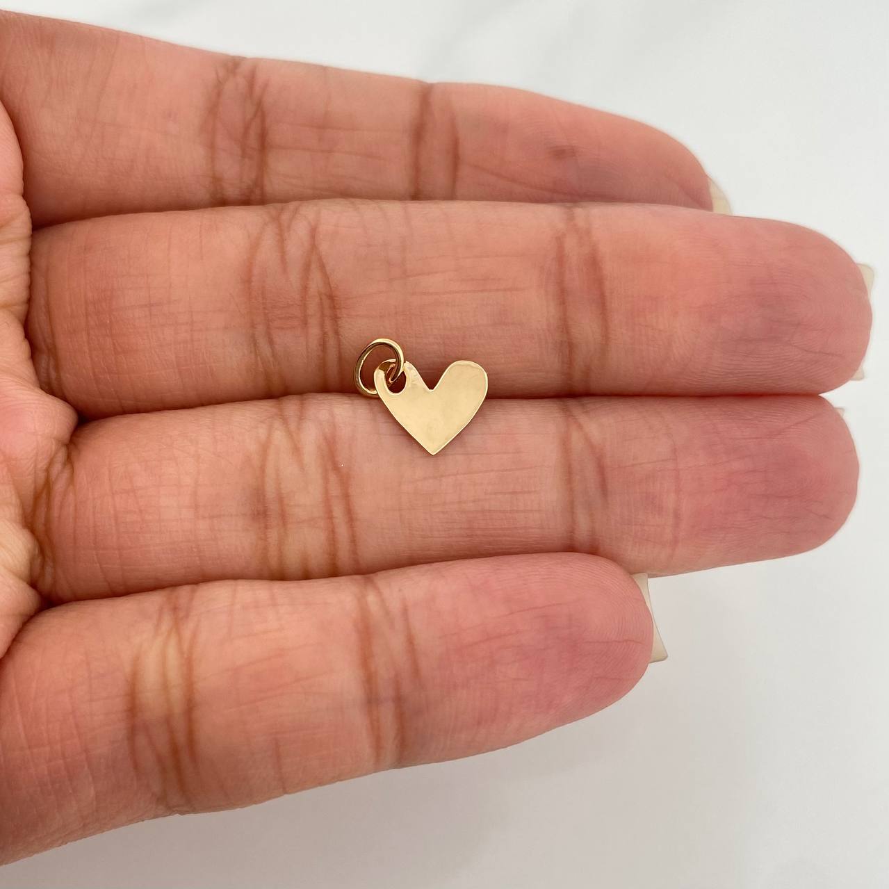 Dije Placa Corazón 0.4gr / 1/2 in / Oro Amarillo 18K %