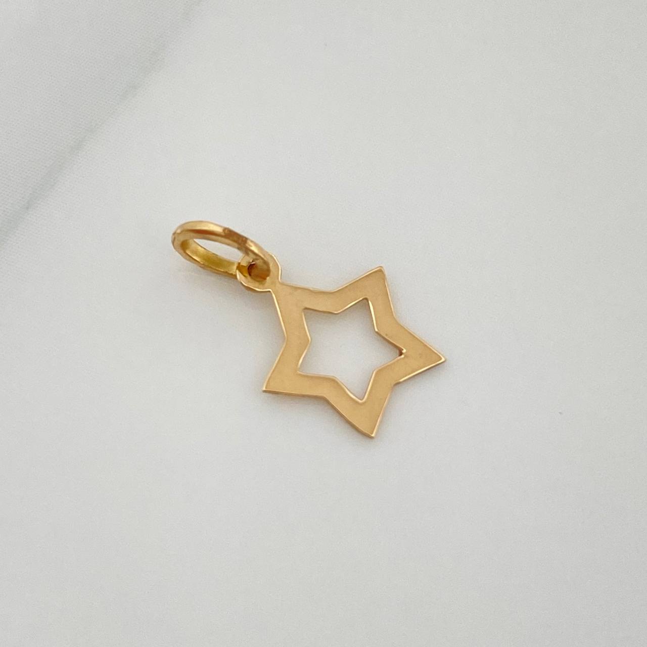 Dije Silueta Estrella 0.25gr / 1/2 in / Oro Amarillo 18K %