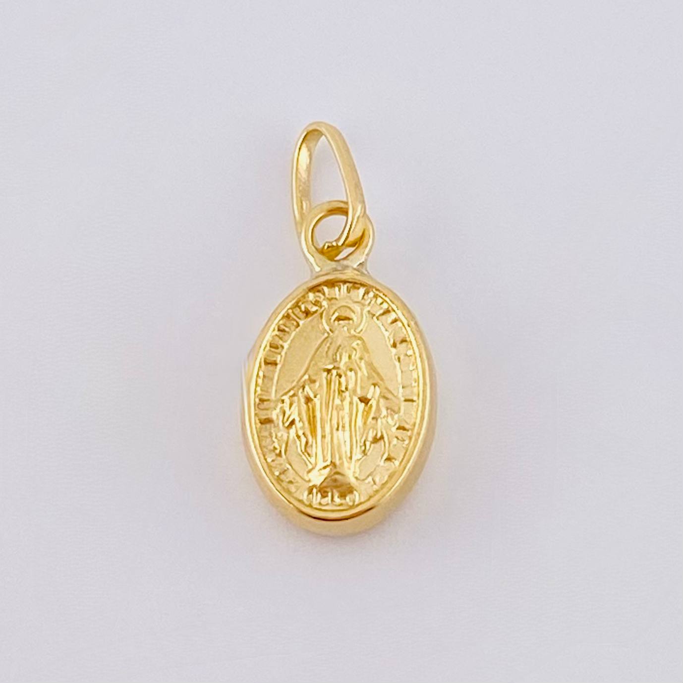 Dije Virgen Milagrosa 0.45gr / 3/4 in / Oro Amarillo 18K ©