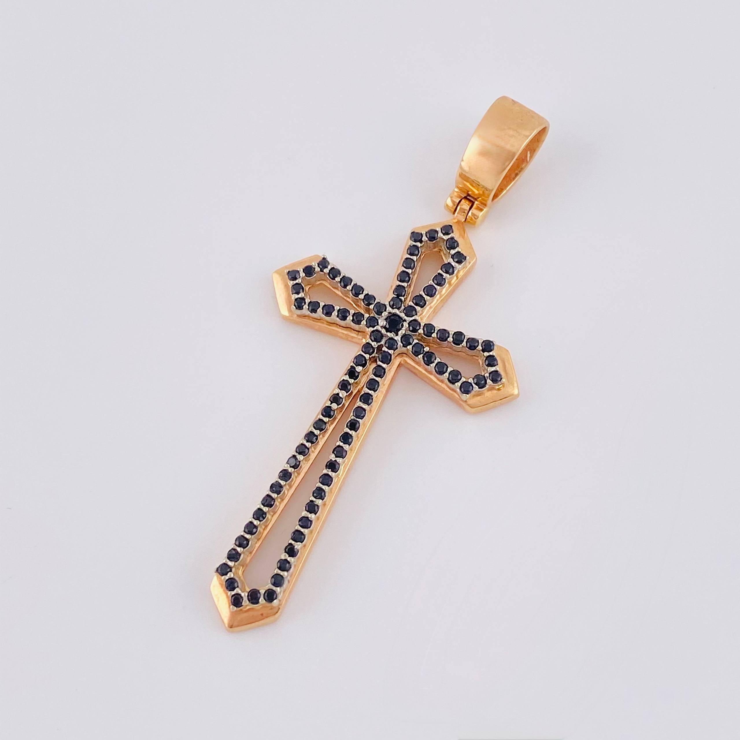 Dije Cruz Romana 10.2gr / 2 1/4 in / Oro Rosa 18K ©