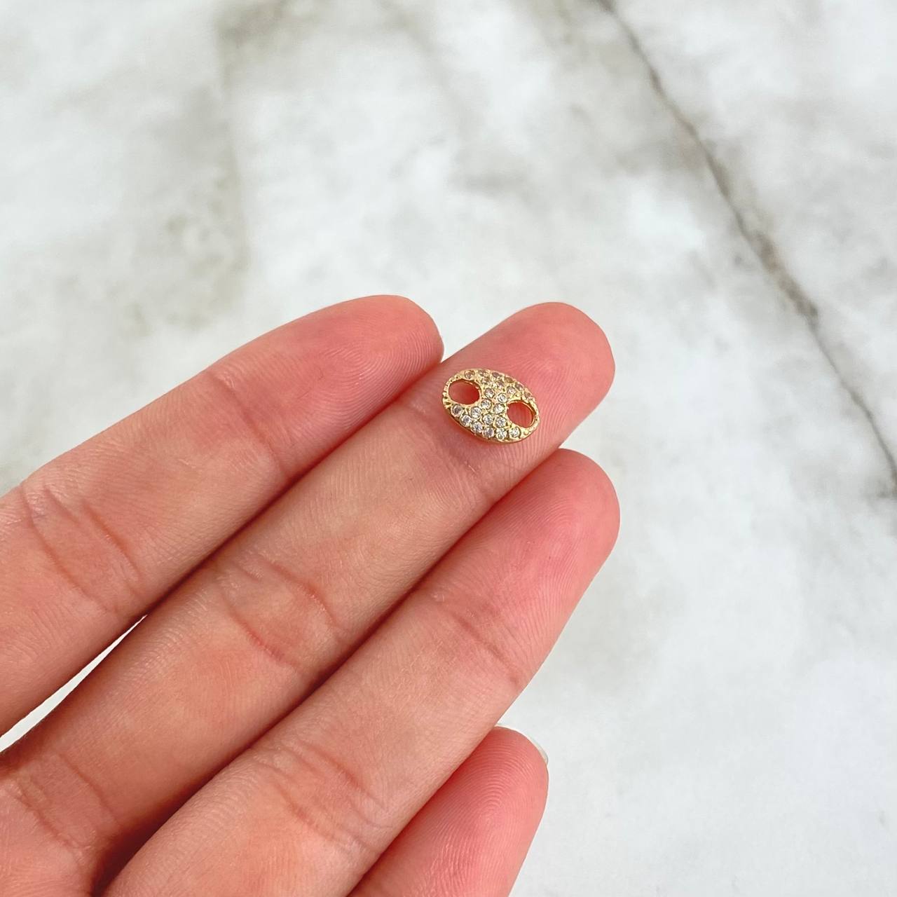 Herraje GC 0.6gr / 1cm / Circones Blancos Oro Amarillo 18K *