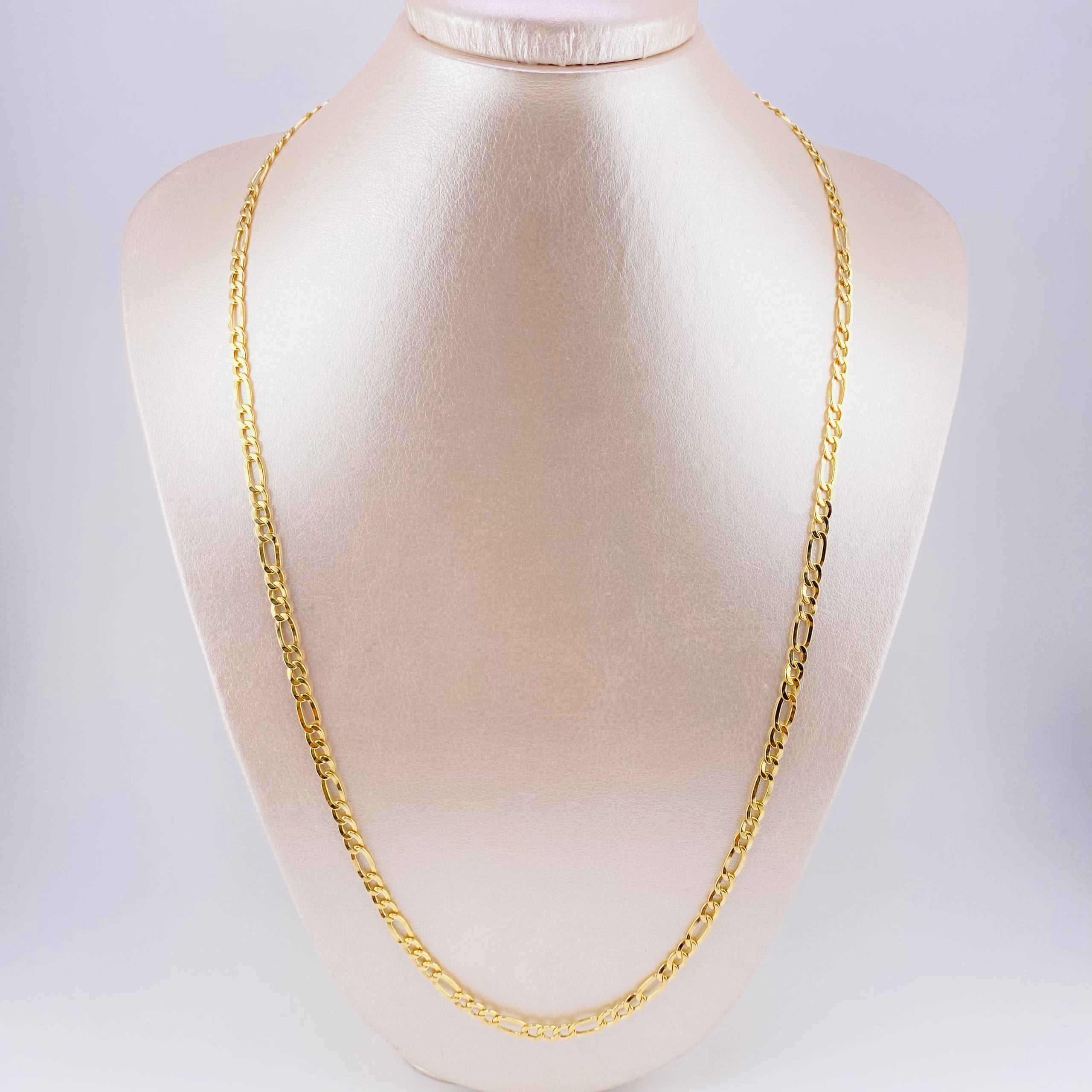 Cadena Figaro 7.7g / 24 in / 4.4mm Oro Amarillo 18K