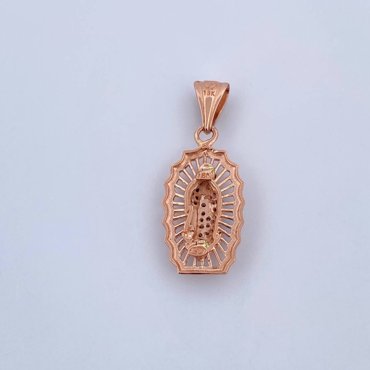 Dije Virgen Guadalupe 3gr / 3.1cm / Circones Negros Blancos Oro Rosa 18K &