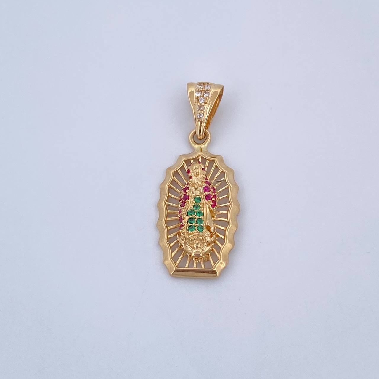 Dije Virgen Guadalupe 2.95gr / 3.1cm / Circones Fucsias Verdes Blancos Oro Amarillo 18K &