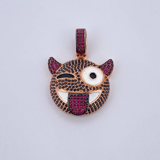 Dije Emoji 7.35gr / 3.4cm / Circones Fucsias Negros Dos Oros Negro Rosa 18K &