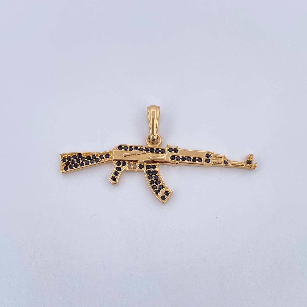 Pendant Rifle Weapon 3.25gr / 4.4cm / Black Zircons 18K Yellow Gold &