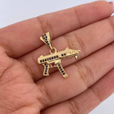 Pendant MP15 Weapon 2.3gr / 0.9in 18K Gold $