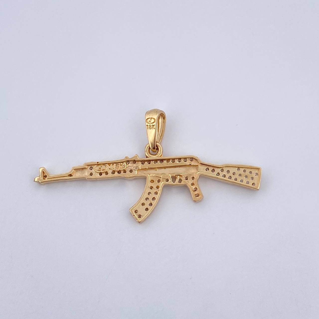 Pendant Rifle Weapon 3.7gr / 4.4cm / White Zircons 18K Yellow Gold &