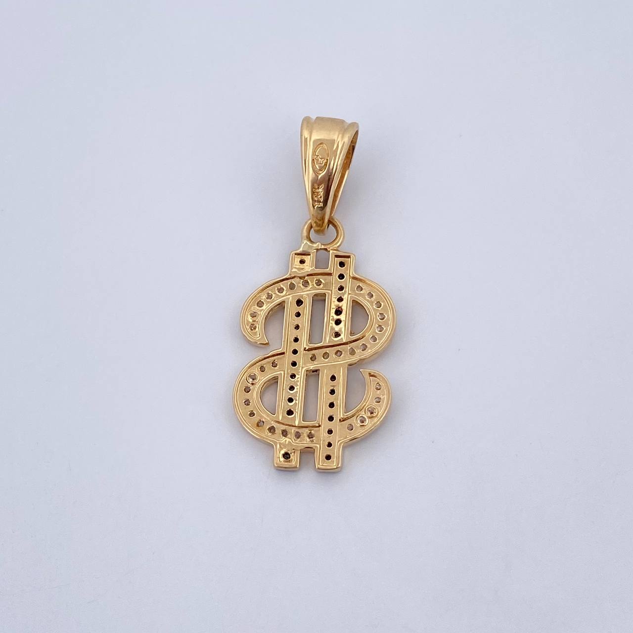 Dije Signo Dólar 3.7gr / 3.3cm / Circones Negros Blancos Dos Oros Negro Amarillo 18K &